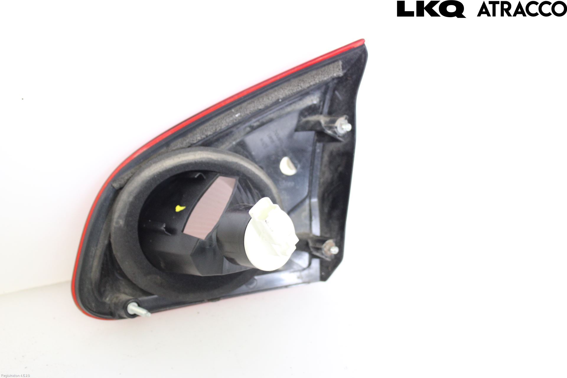 Nissan QASHQAI+2  10-14 Baklykt Venstre  På Luke(Indre
