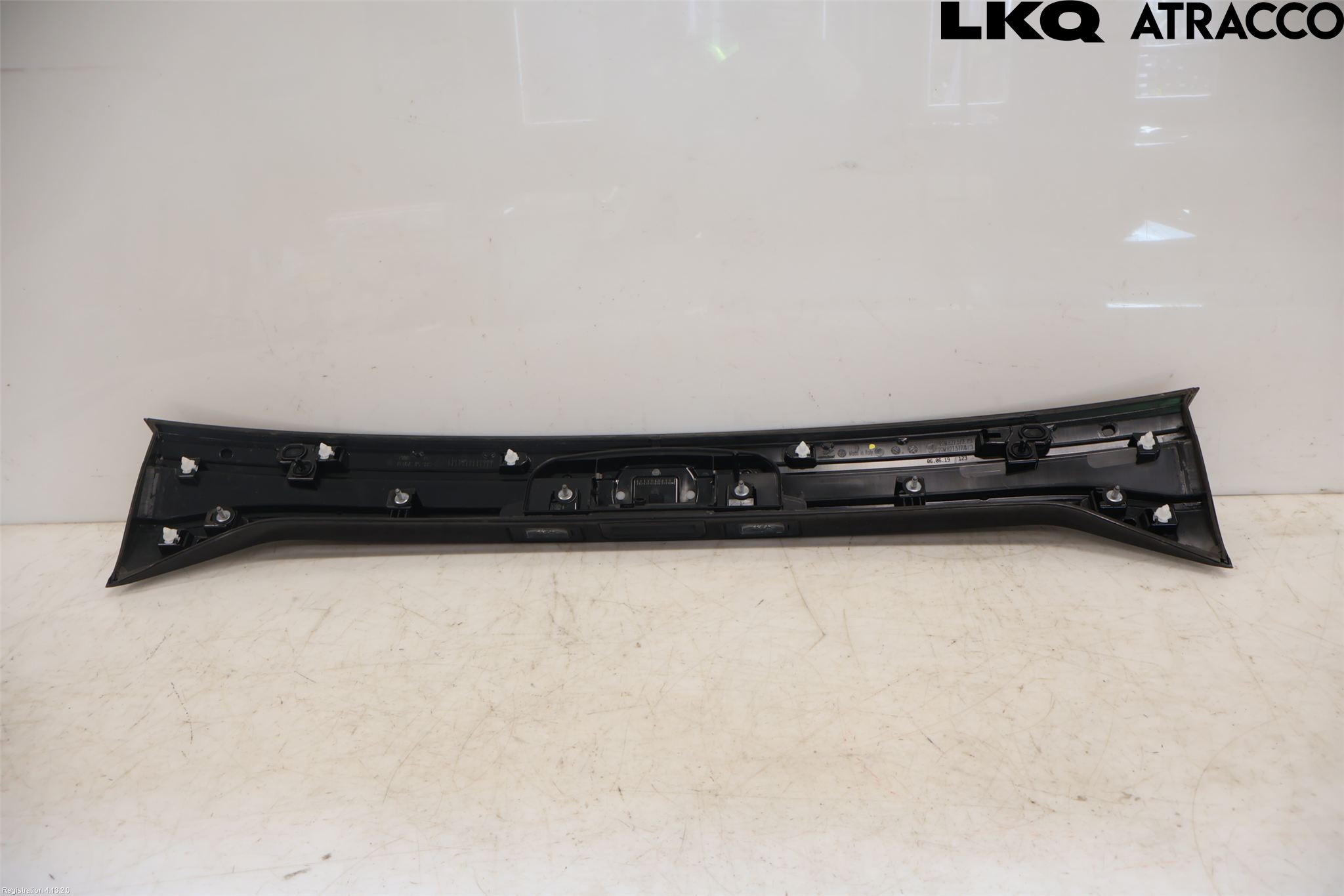 Volkswagen VW T-CROSS 19- Refleksplate - Skiltplate