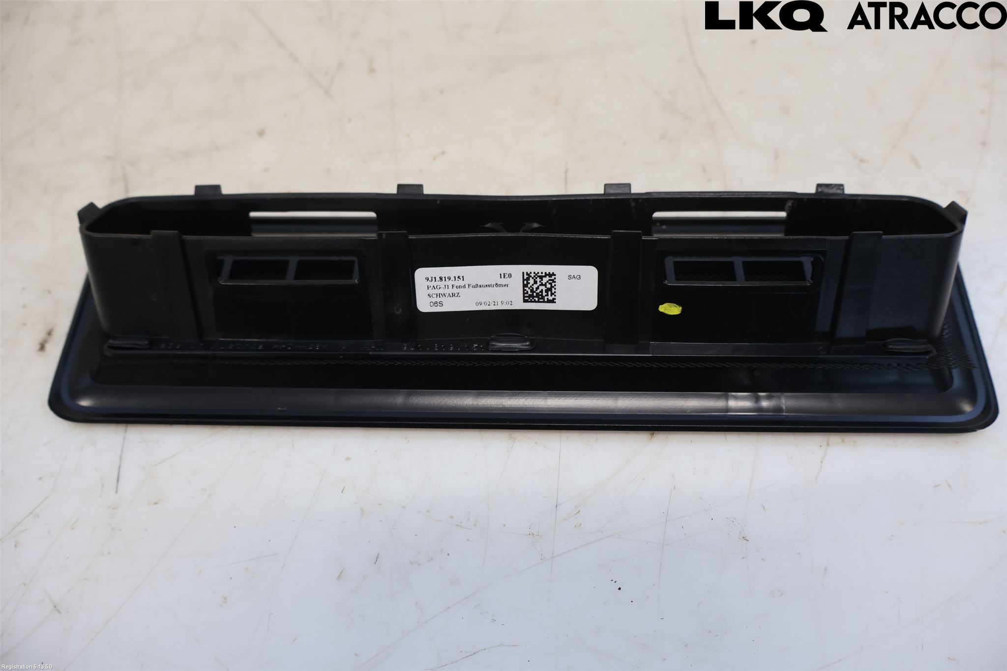 Porsche TAYCAN 20- Dashbord Kanal - Dyse