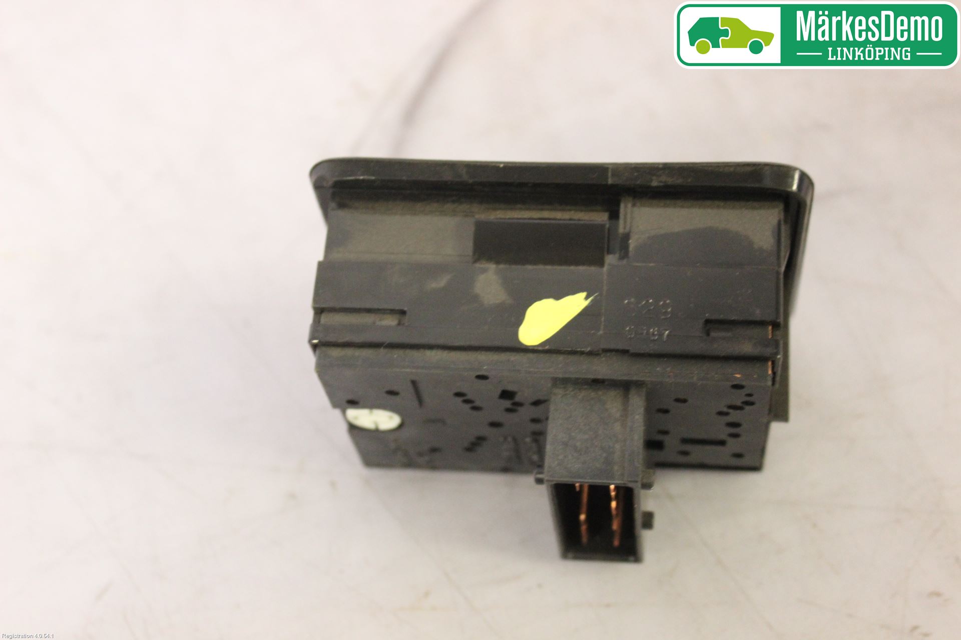 Saab 9-5     06-10 Bryter Hovedlys