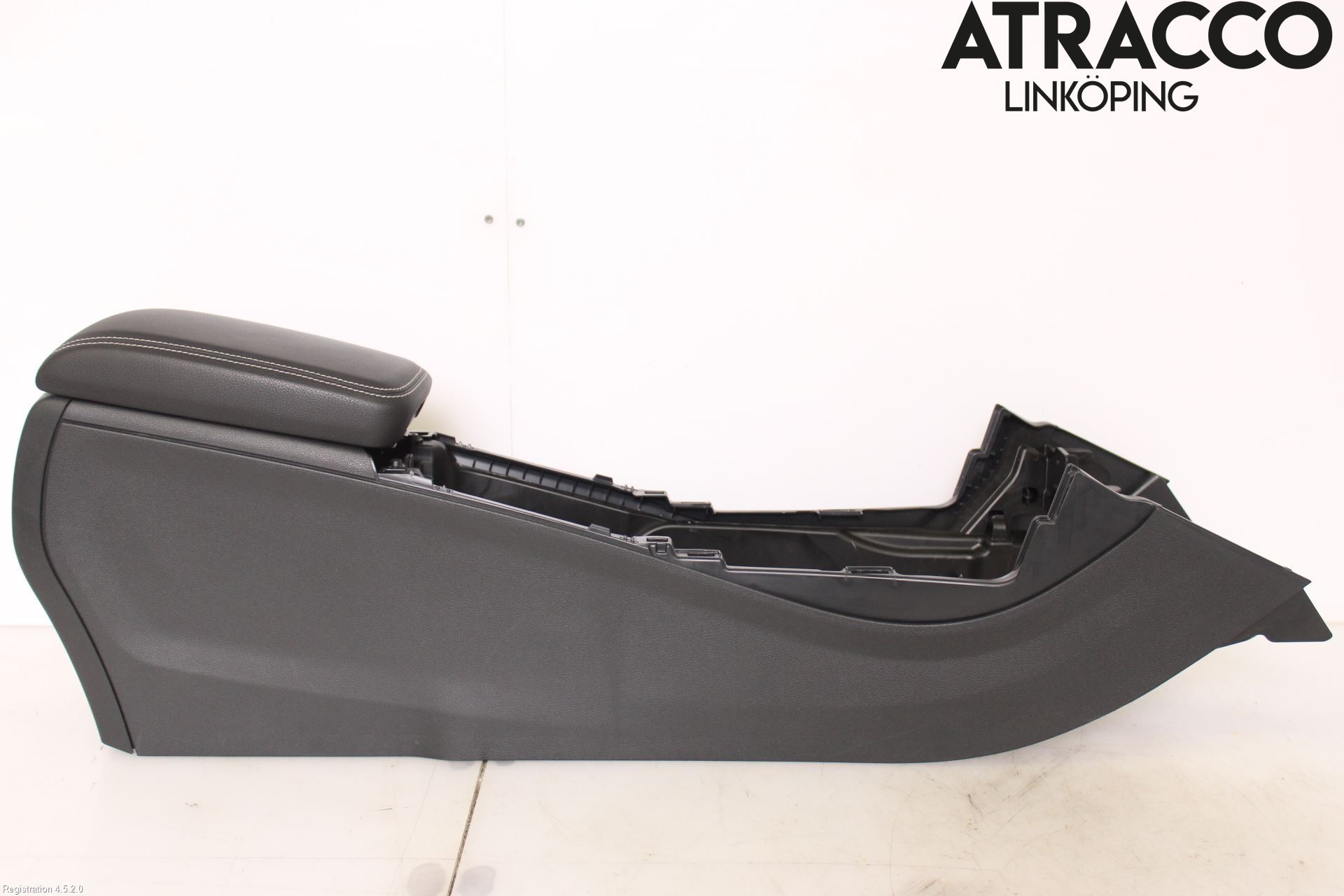 Mercedes-Benz MB CLA-KLASS (C117/X117) 13-19 Innr Konsoll-Lomme