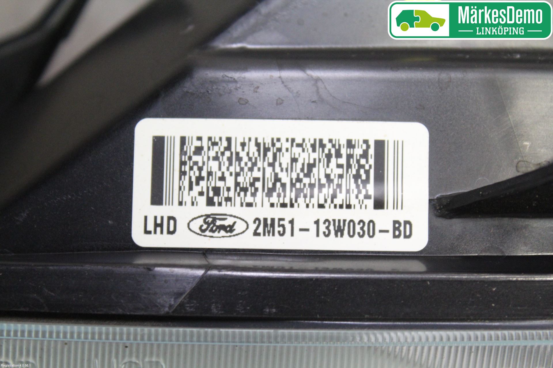 Ford FOCUS     99-04 Frontlykt Venstre