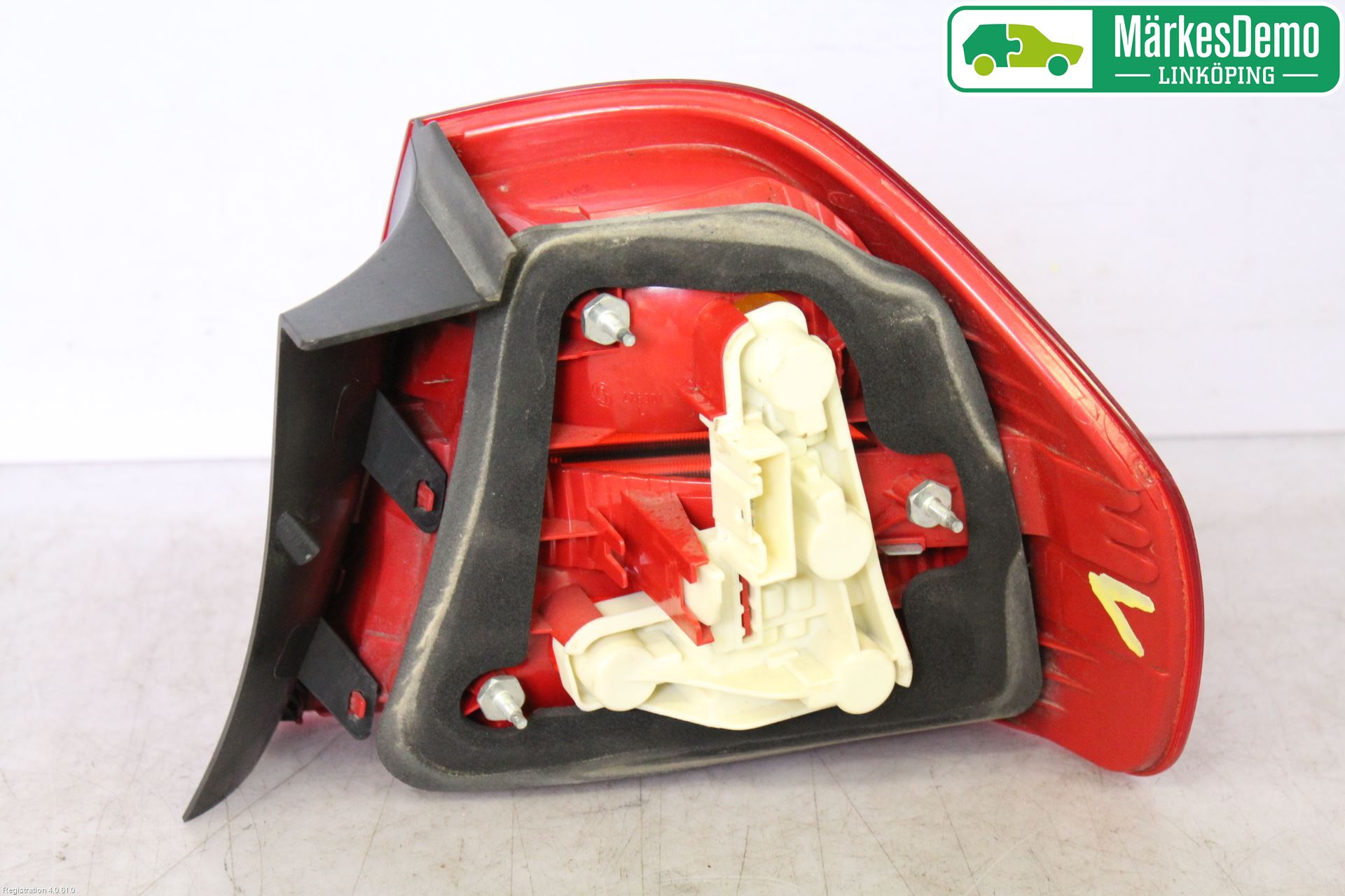 BMW 3 E90/91 SED/TOU 05-12 Baklykt Venstre