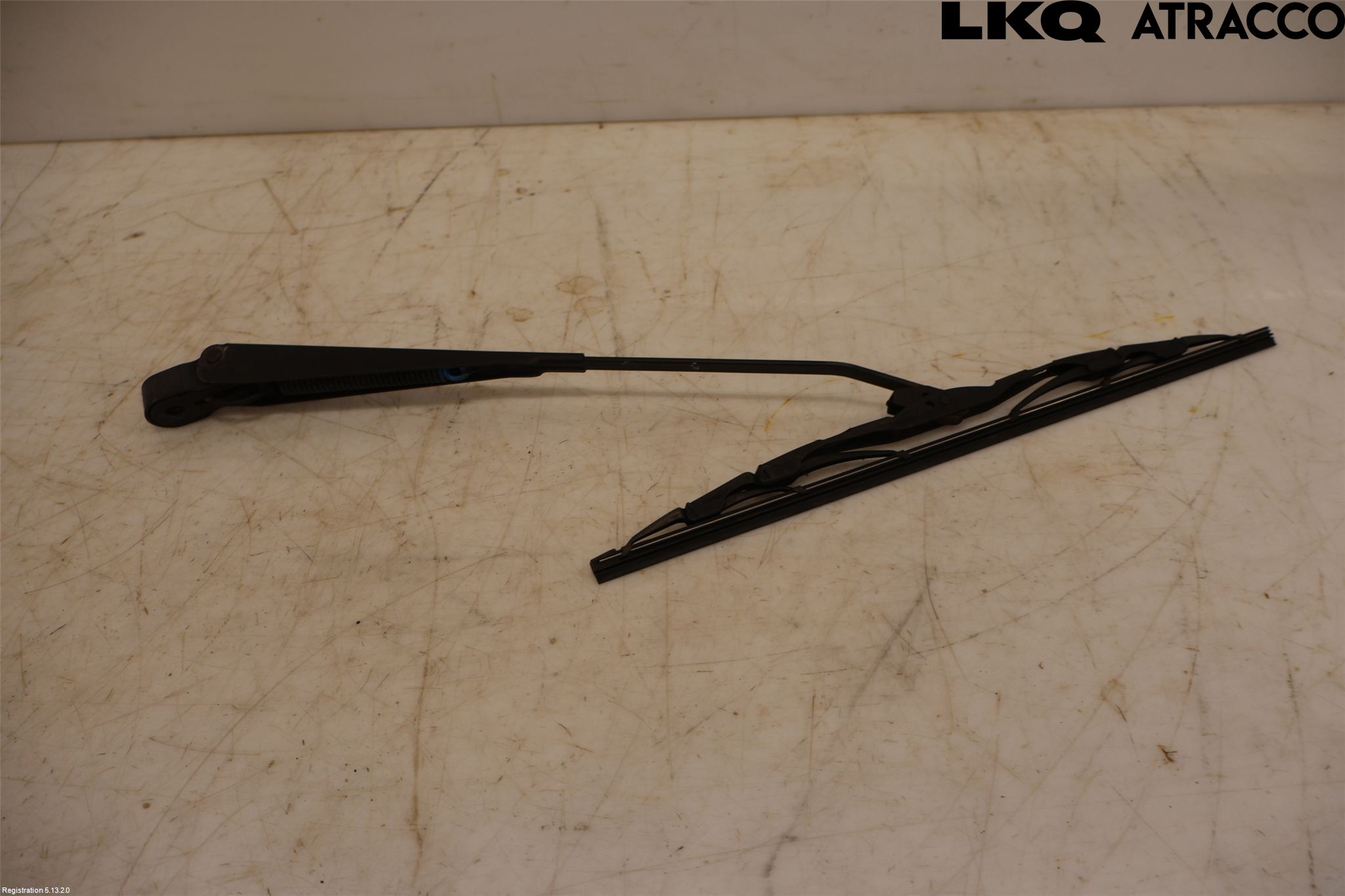Volvo 240 88-93 Viskerarm-Armer Frontrute
