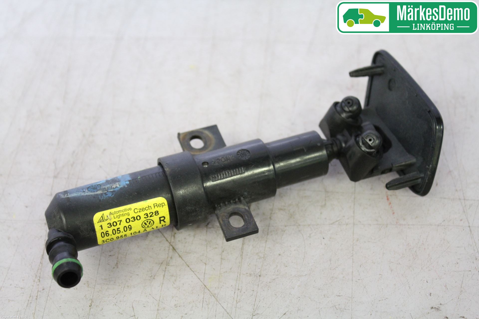Volkswagen VW PASSAT 05-11 Spylerdyse Frontlykter