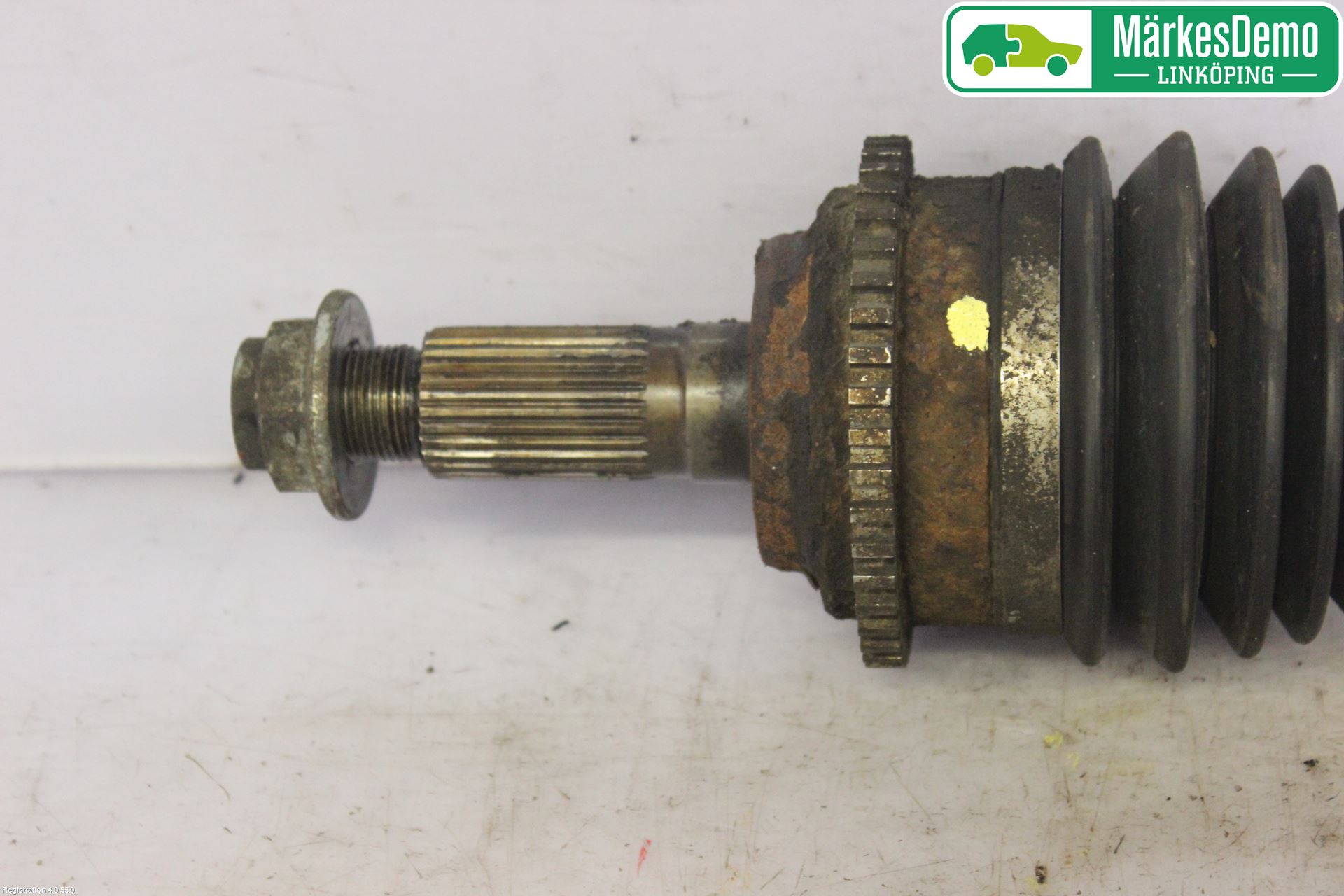 Mazda 6 02-08 Drivaksel Foran Kompl Venstre