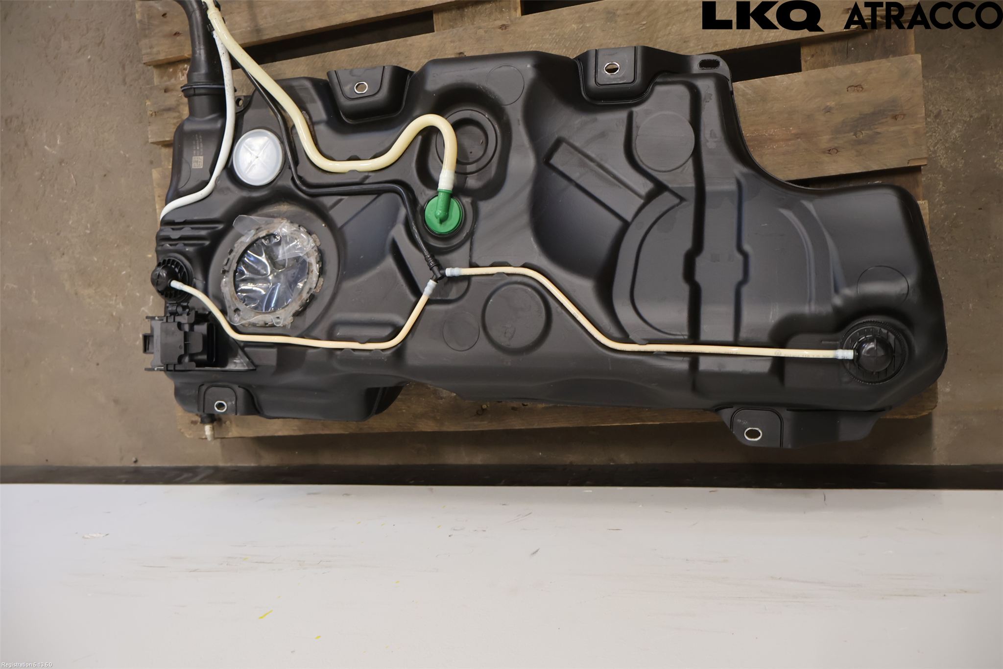 Volkswagen VW GOLF / E-GOLF VIII 20- Drivstofftank Innsprøytning