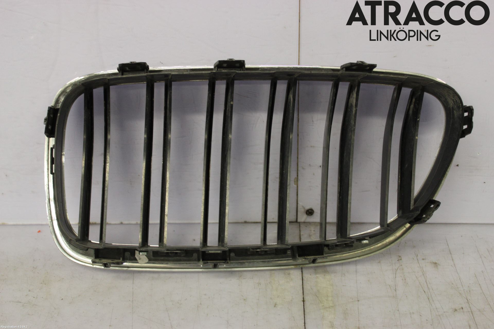 BMW 5 F10/F11/F18 09-17 Grilldel Høyre