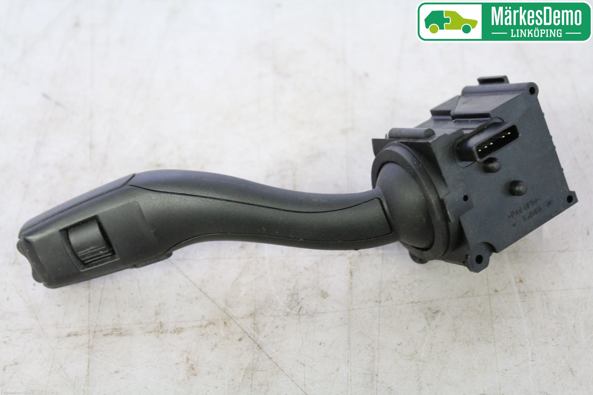 Audi A4/S4 05-07 Bryter Ratt Visker - Spyler