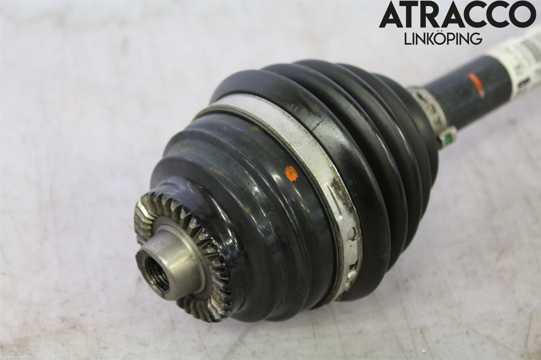 BMW 3 F30/F31/F80 12-19 Drivaksel Foran Kompl Venstre