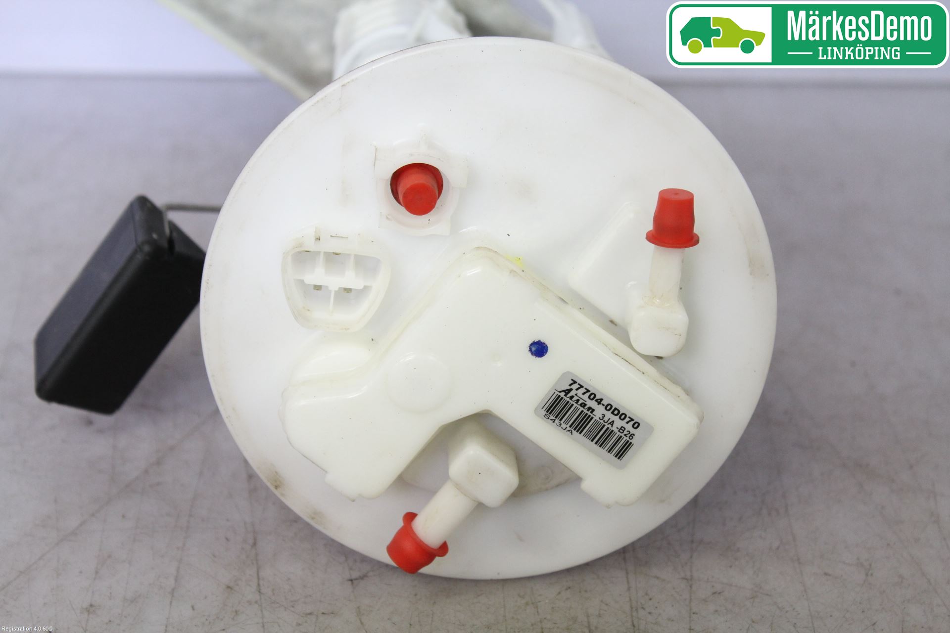 Toyota YARIS XP130 12-14 Drivstoffpumpe Fødepumpe El
