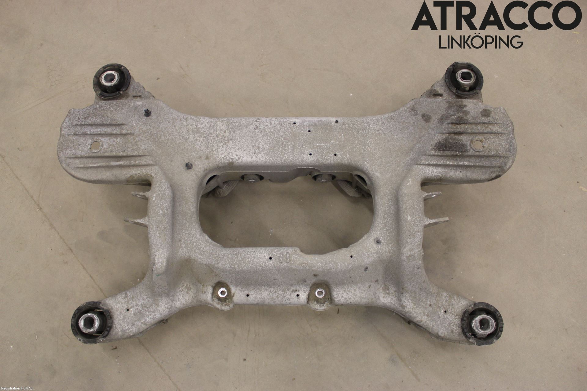 Landrover RANGE ROVER (L405) 13-21 Bakaksel Feste Travers-Ramme