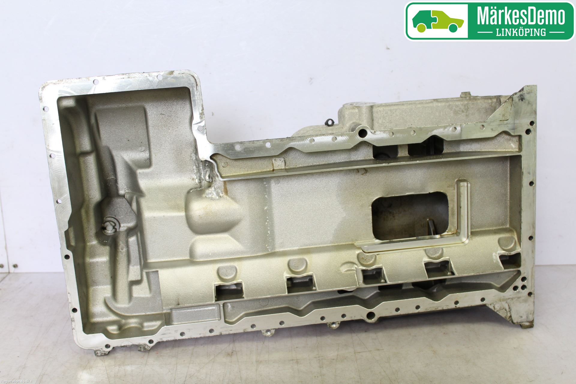 BMW 6 E63/64    02-10 Bunnpanne