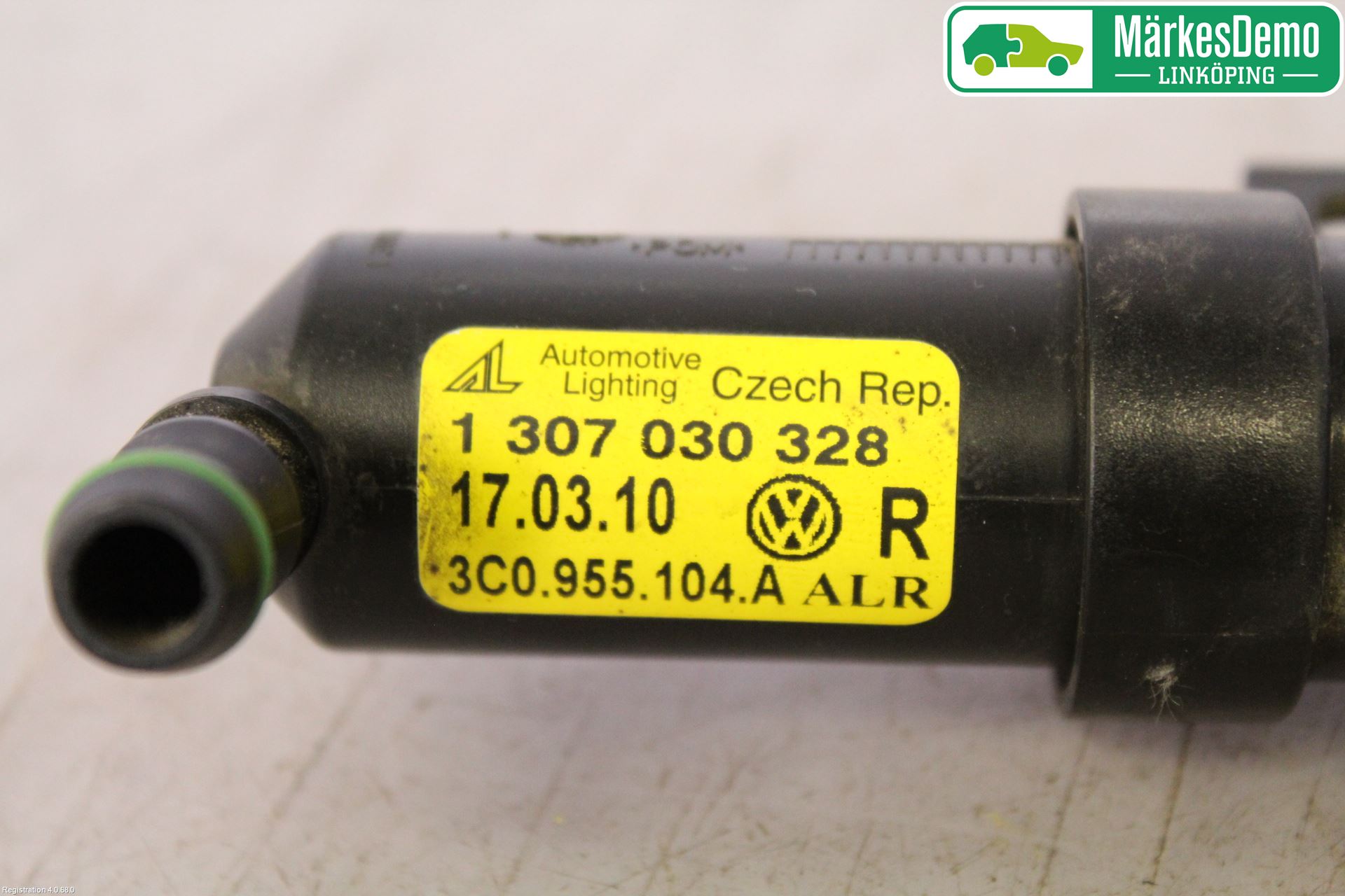 Volkswagen VW PASSAT 05-11 Spylerdyse Frontlykter