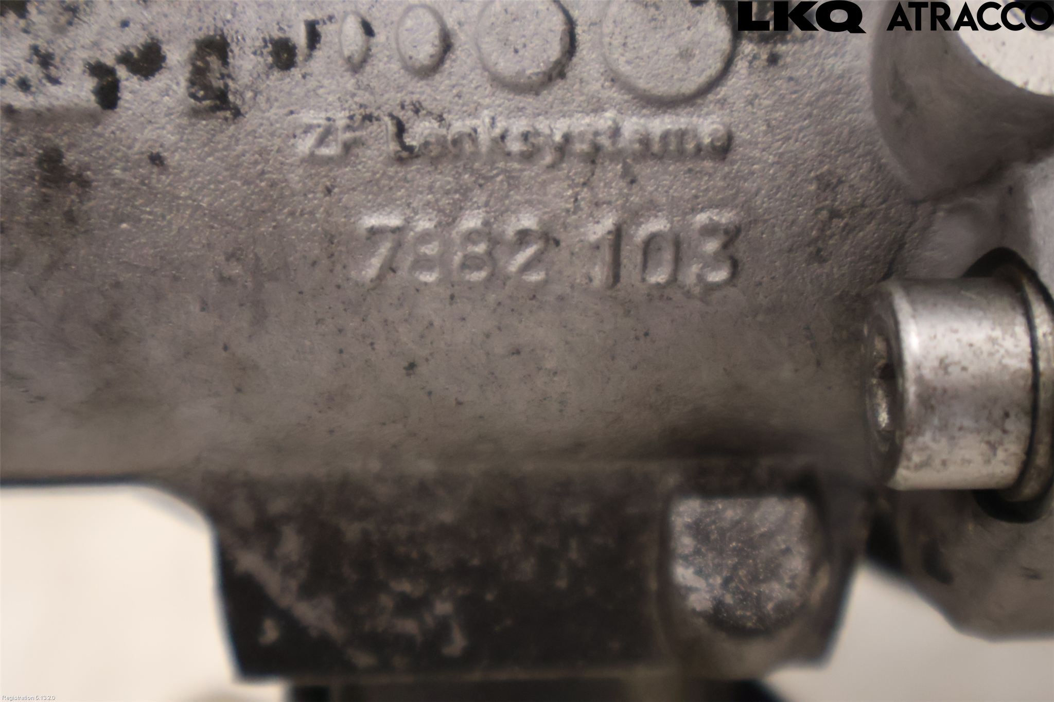 BMW 5 E60/61 Sed/Tou 02-10 Servo Snekke - Tannstang