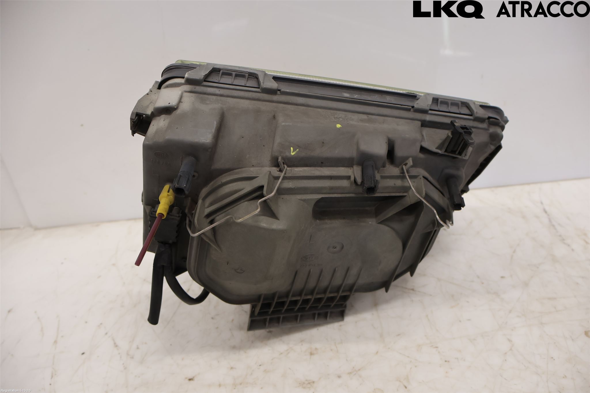 Mercedes-Benz MB 200-500  (W124) 86-96 Frontlykt Venstre