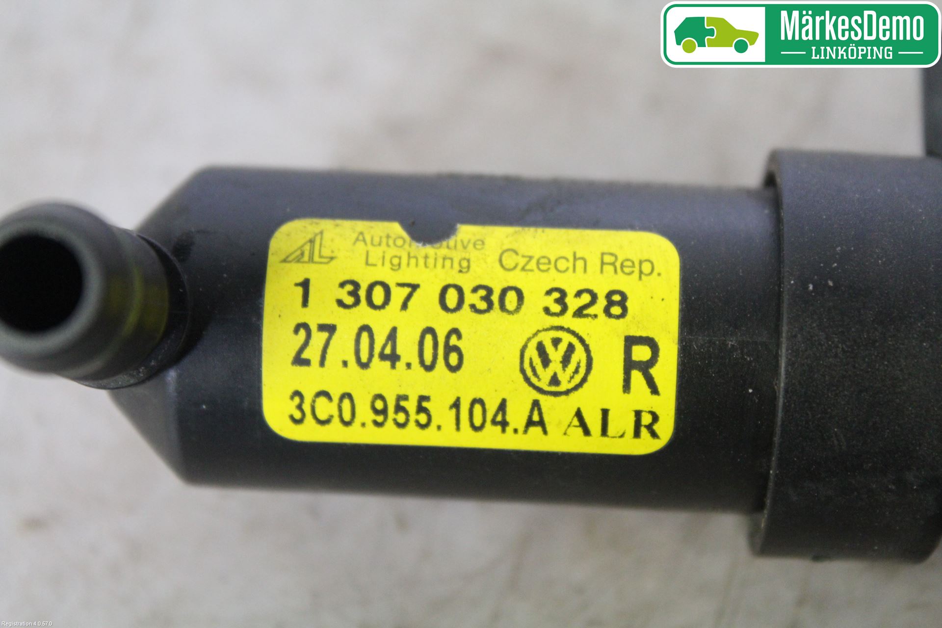 Volkswagen VW PASSAT 05-11 Spylerdyse Frontlykter