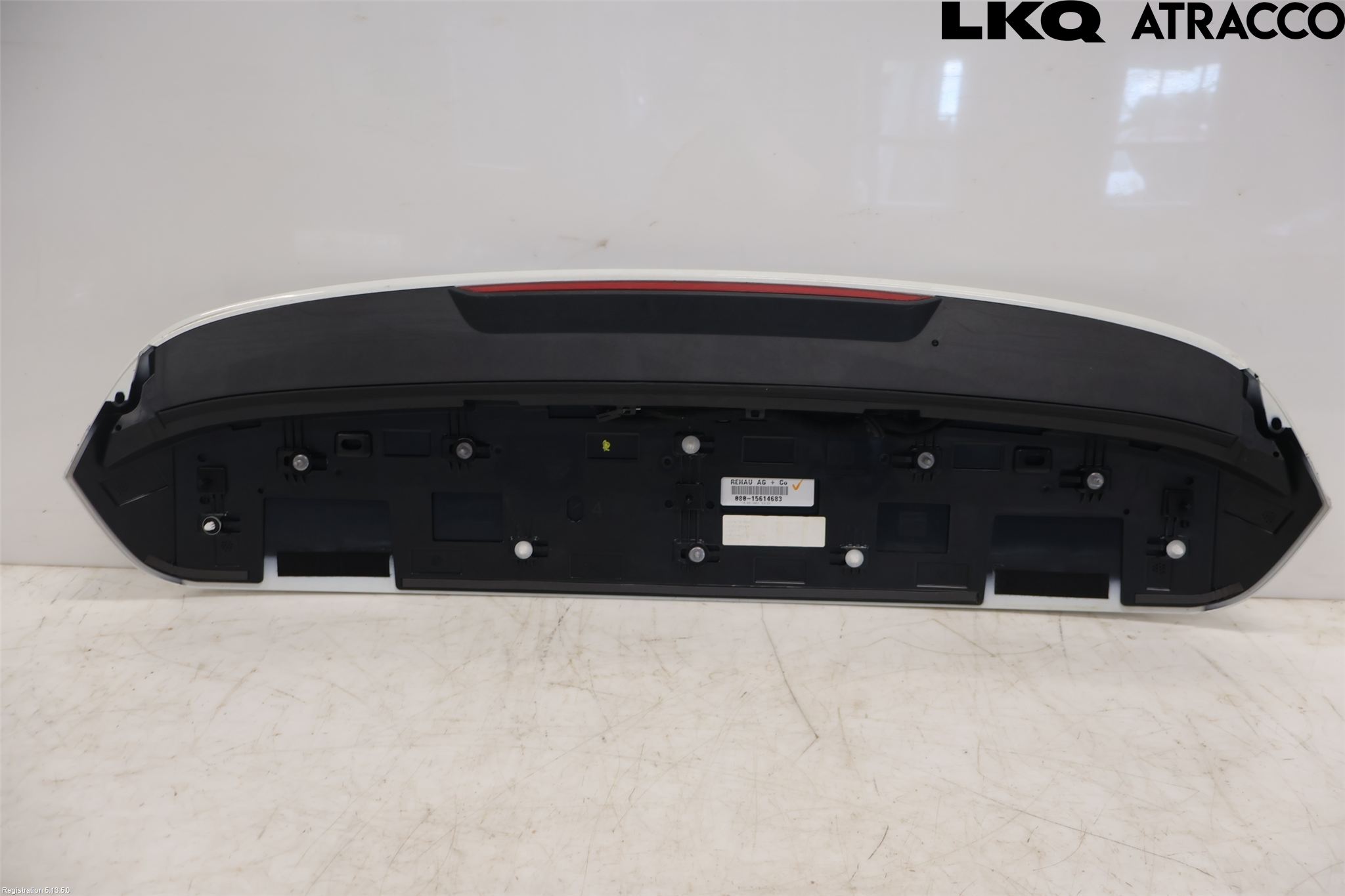Volkswagen VW GOLF / E-GOLF VIII 20- Spoiler Bakluke