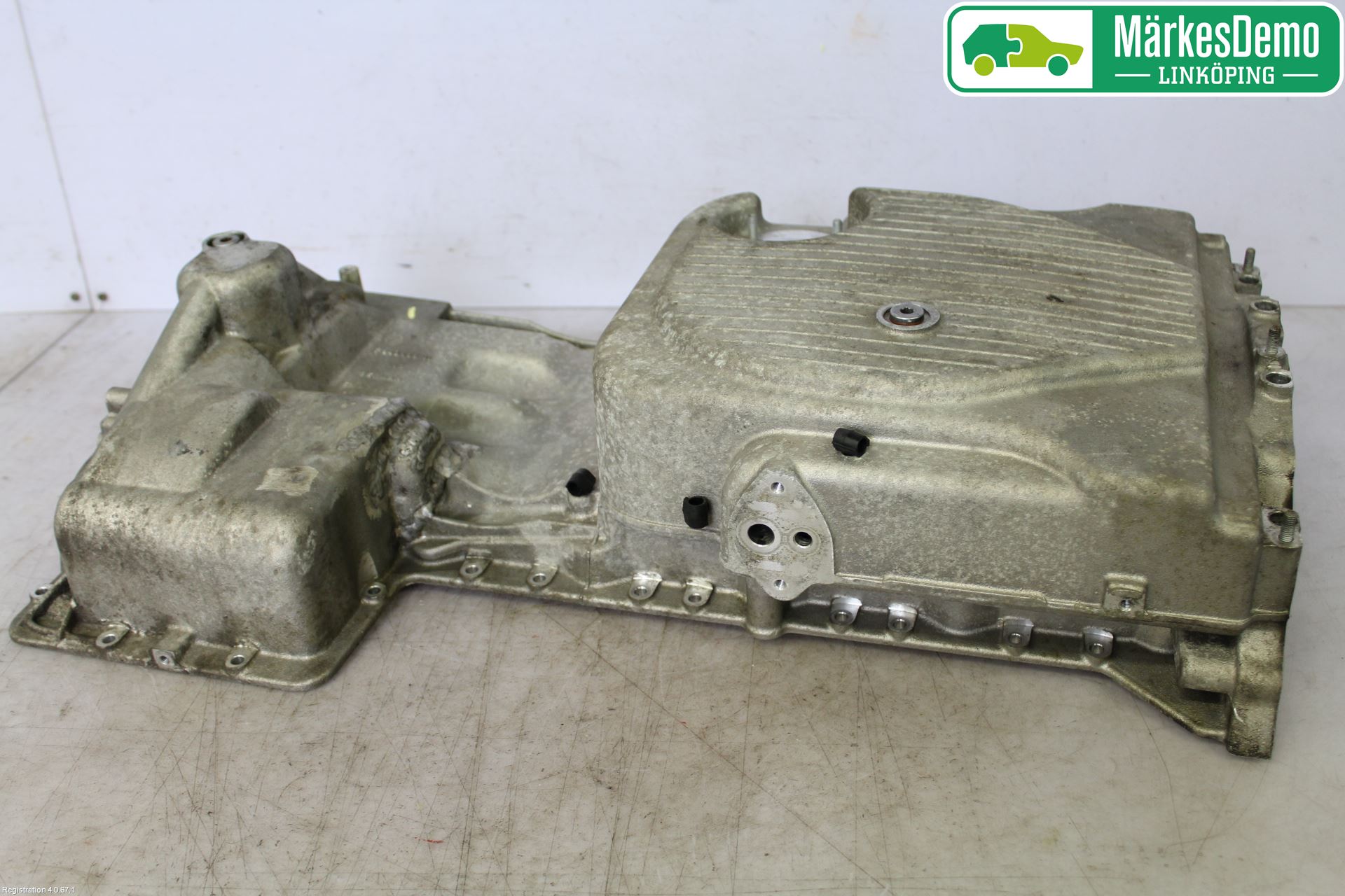 BMW 6 E63/64    02-10 Bunnpanne