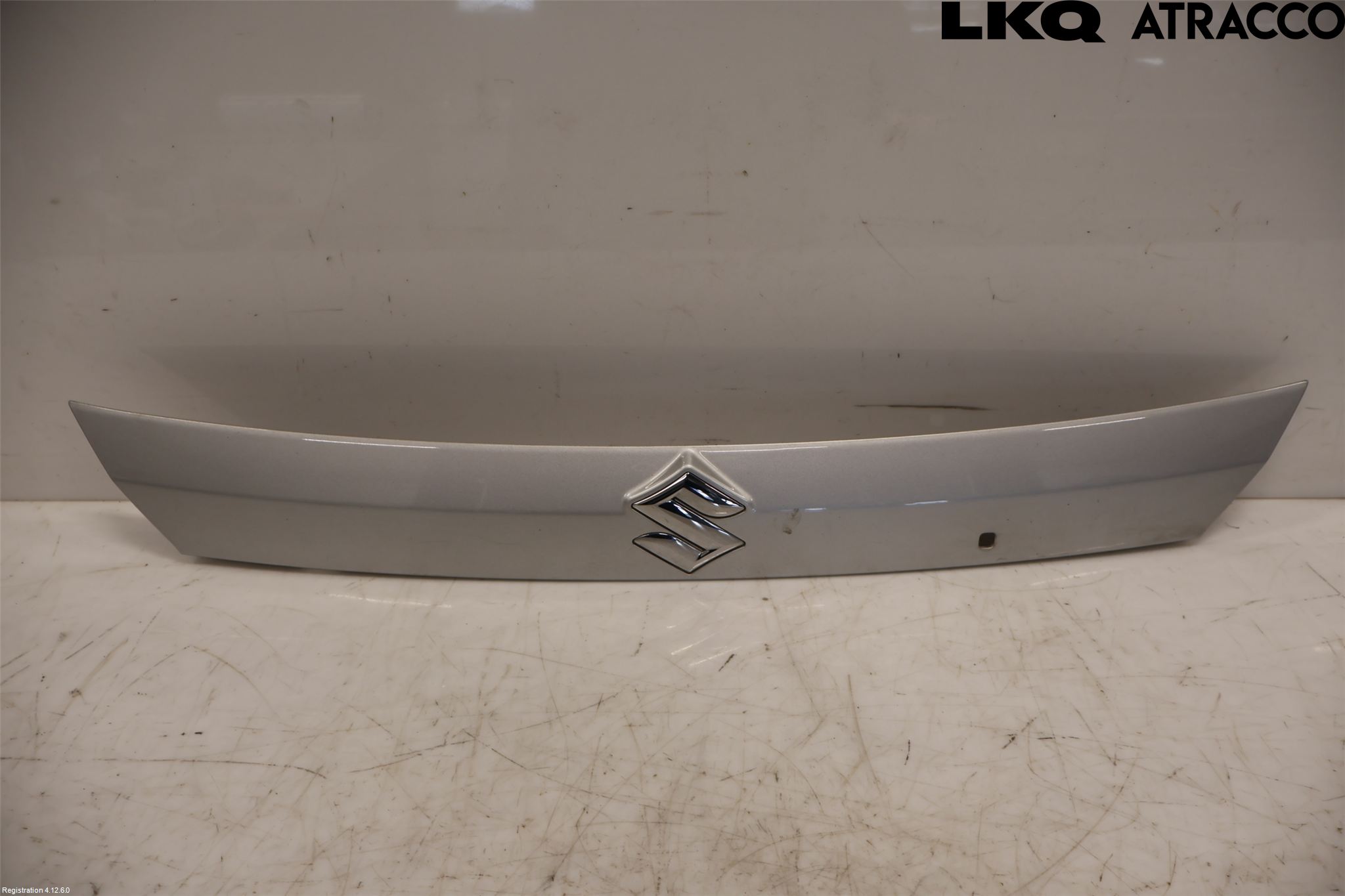 Suzuki VITARA 15- Bakluke Handtak Ytre