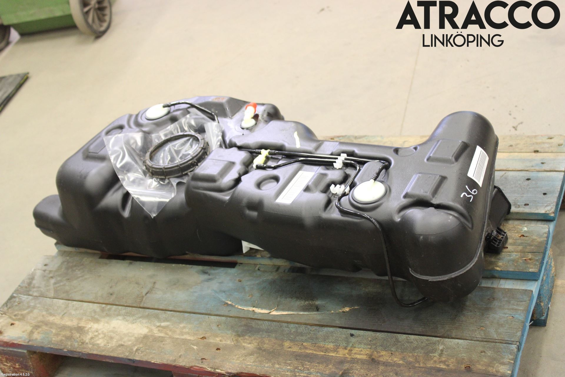 Nissan PULSAR Drivstofftank