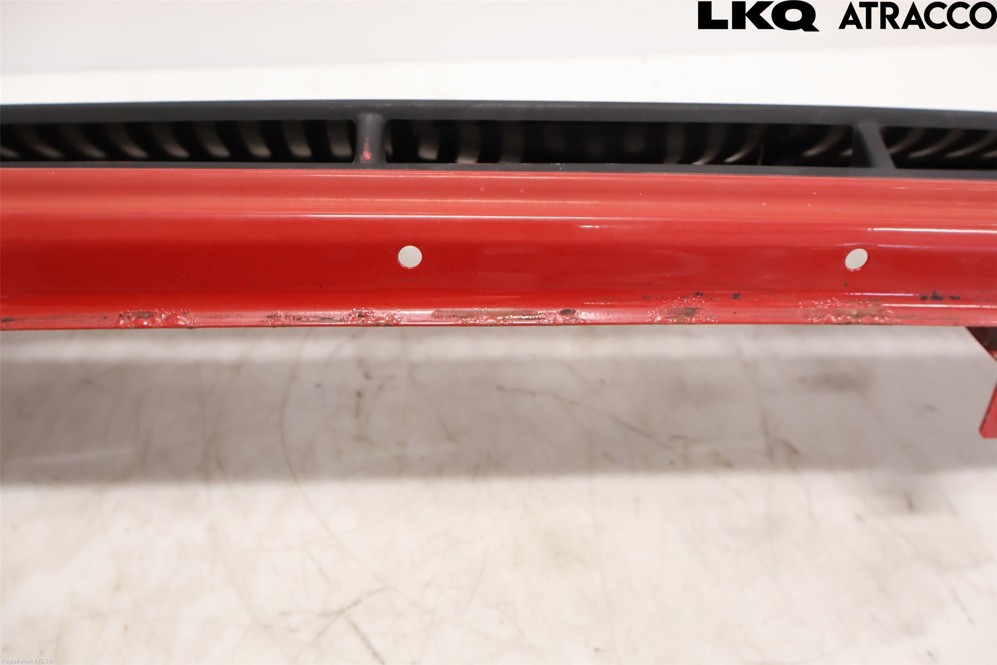 Volvo 740 88-92 Visker Deksel-Grill-Under Frr