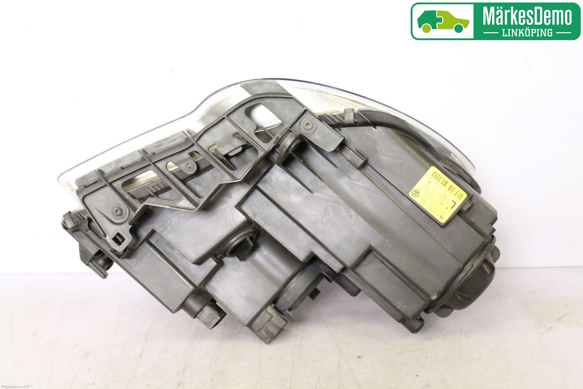 Volkswagen VW TOURAN 03-10 Frontlykt Venstre