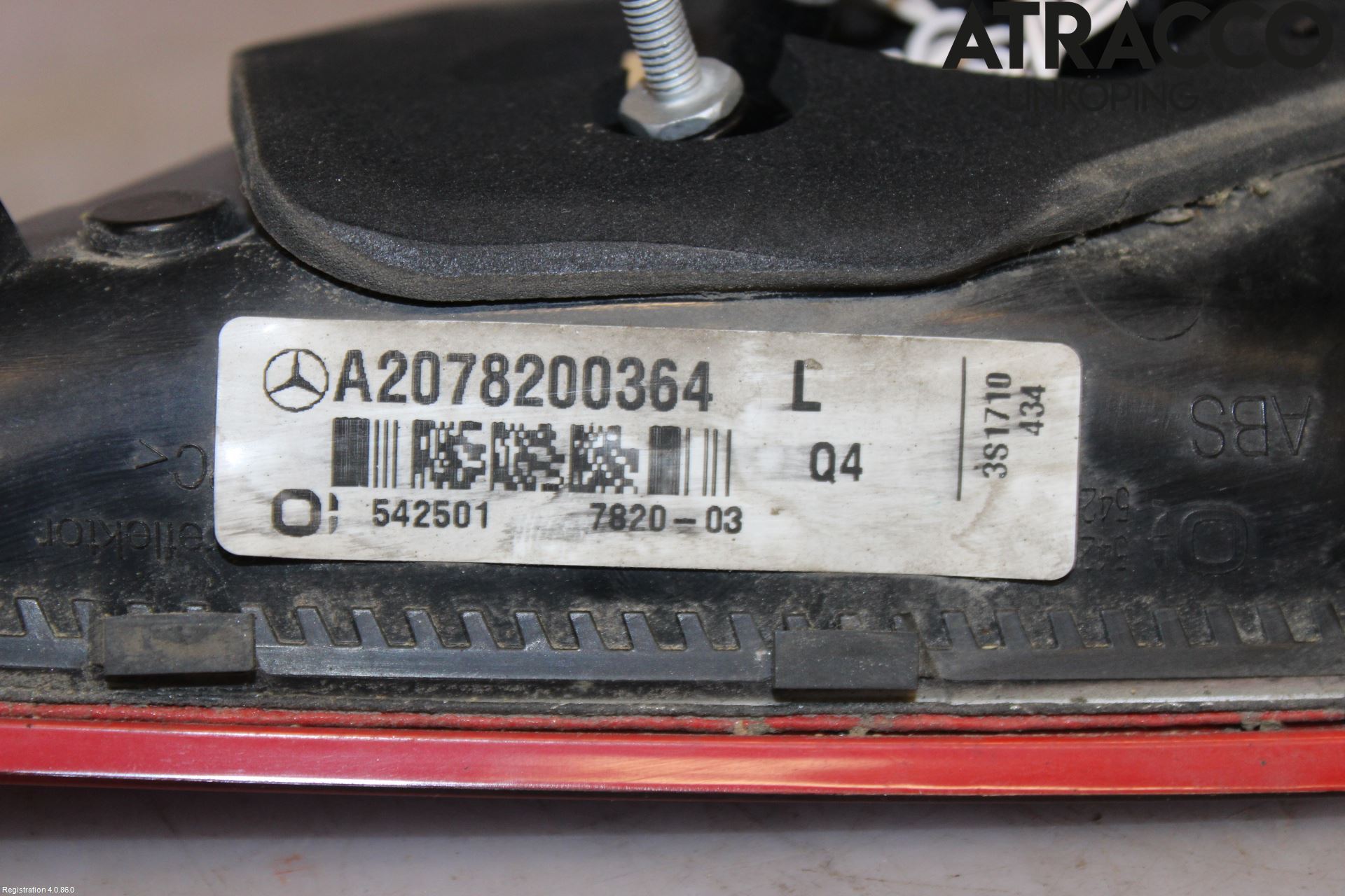 Mercedes-Benz MB E-KLASS (W212) 09-16 Baklykt Venstre  På Luke(Indre