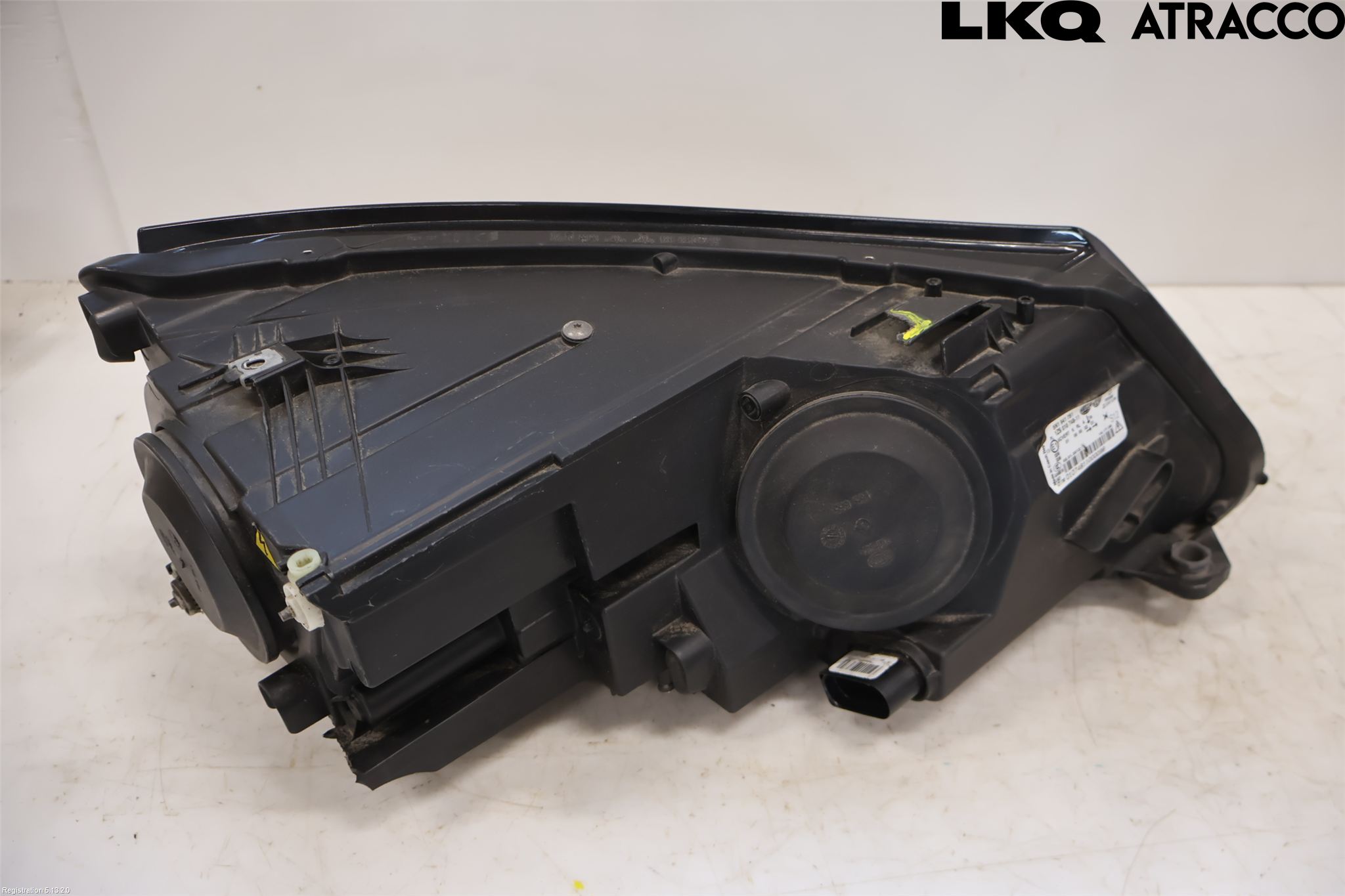 Volkswagen VW TIGUAN 07-16 Frontlykt Venstre
