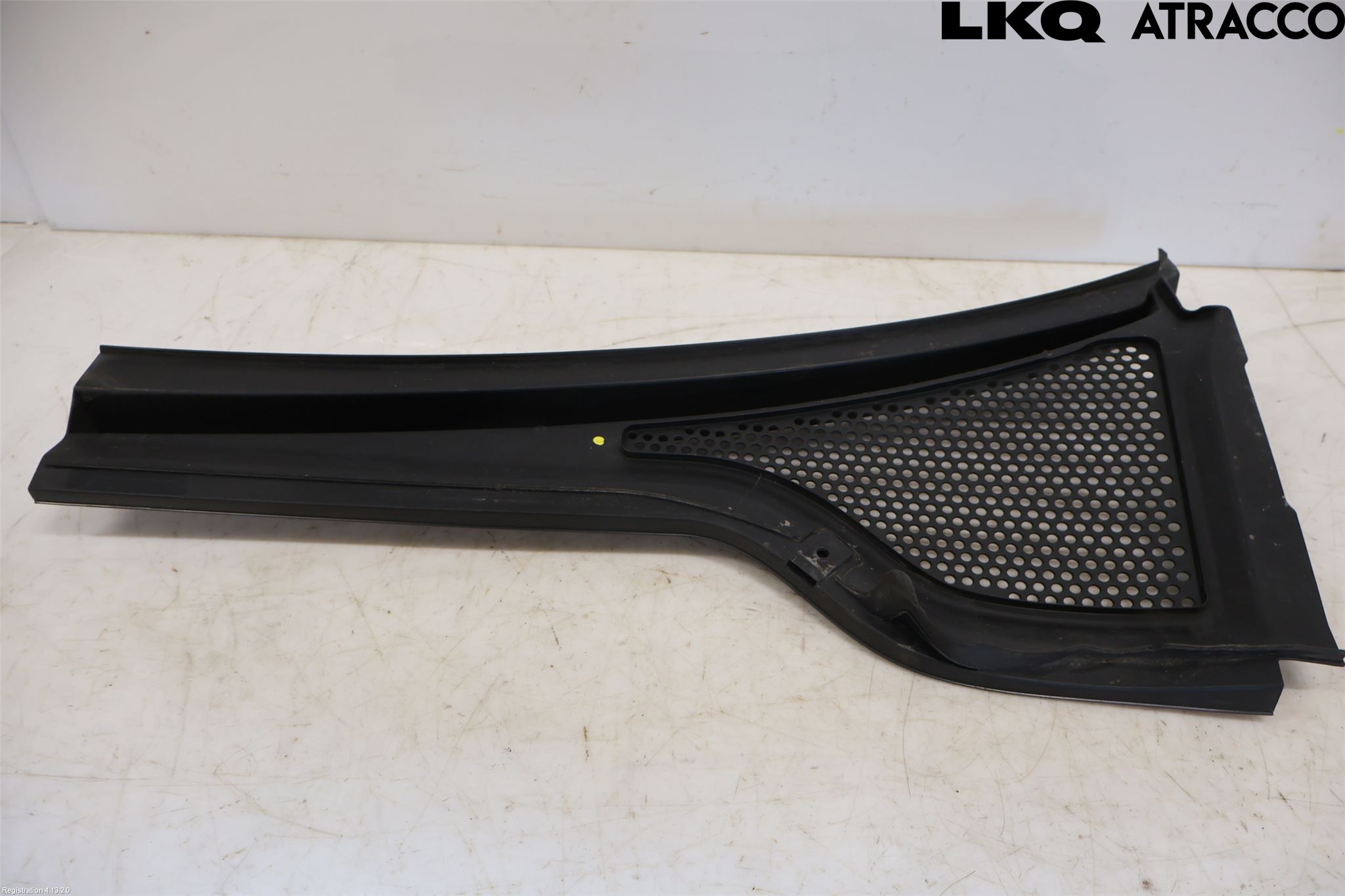 Volkswagen VW GOLF / E-GOLF VII 13-20 Visker Deksel-Grill-Under Frr