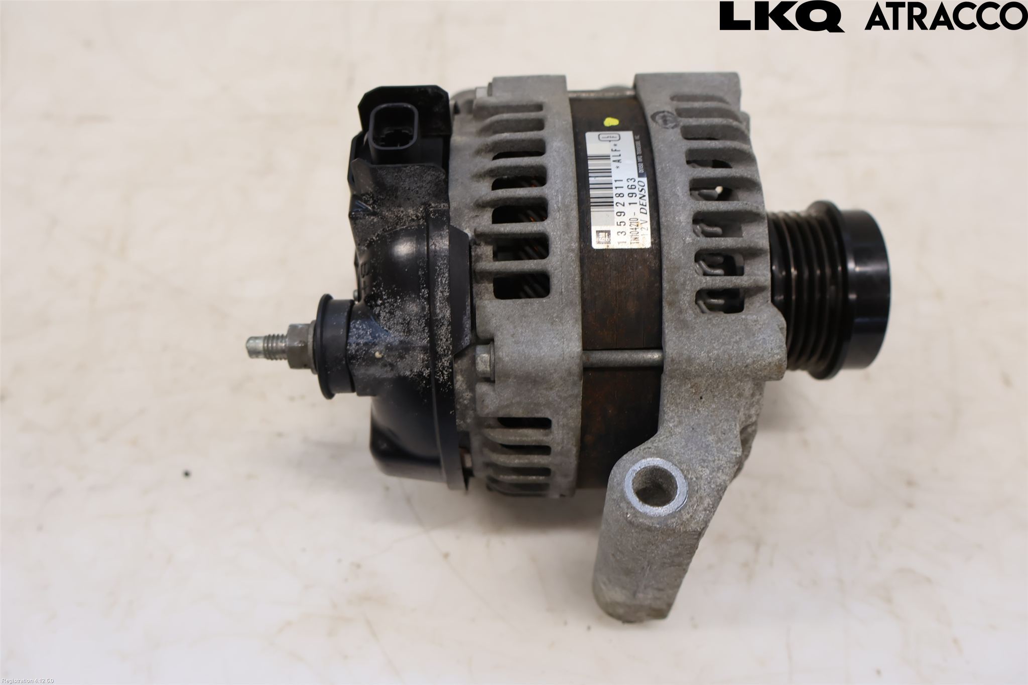 Opel INSIGNIA 17- Dynamo