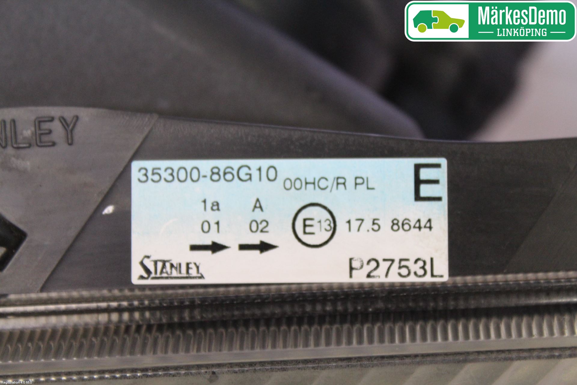 Suzuki IGNIS 01-20 Frontlykt Venstre