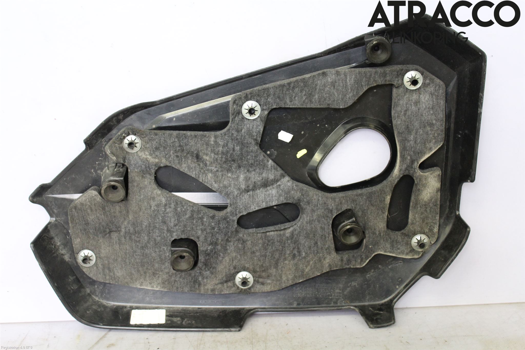 Volvo V40 12-19 Motor Deksel Over Motor