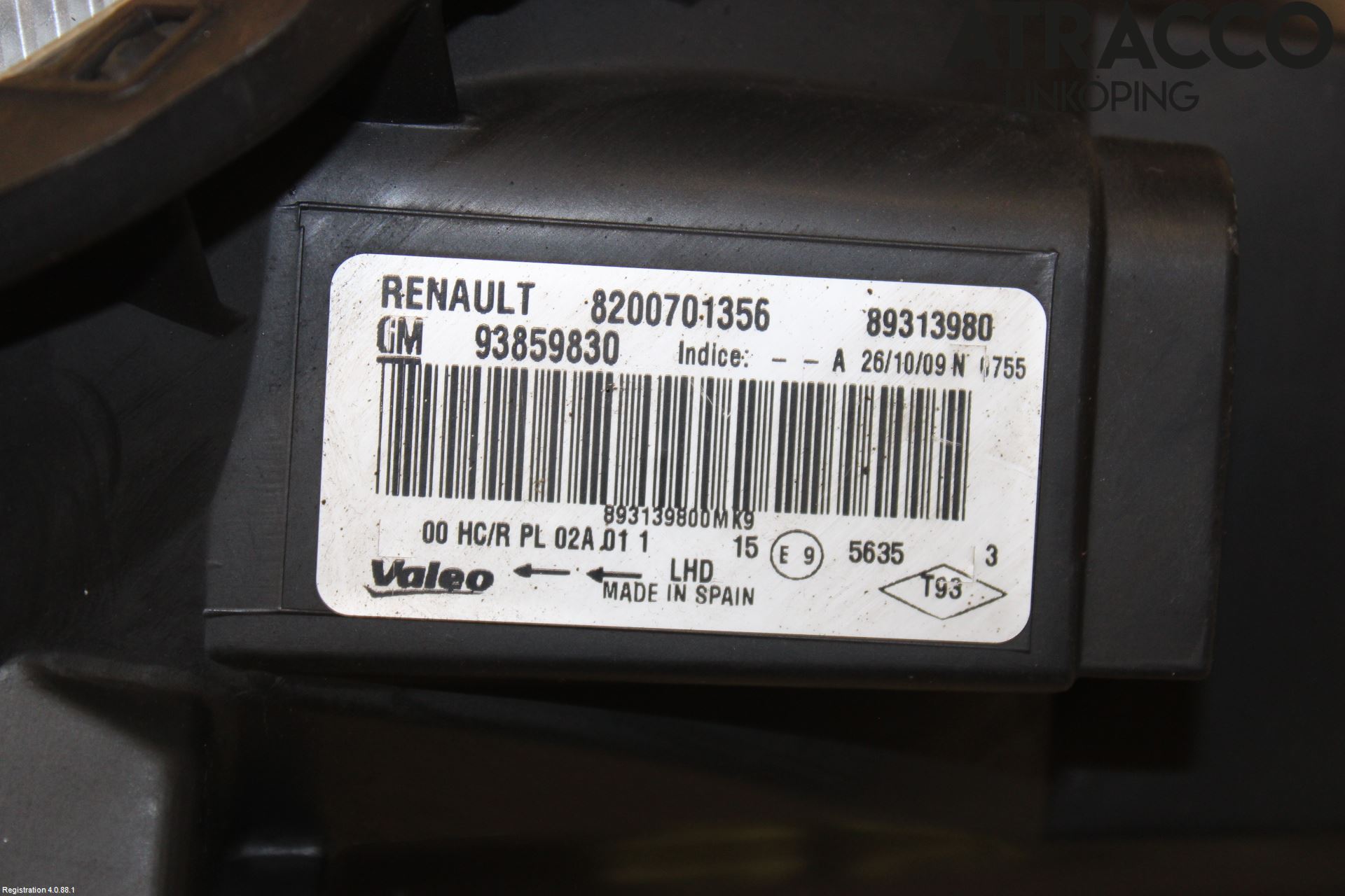 Opel VIVARO 01-14 Frontlykt Høyre