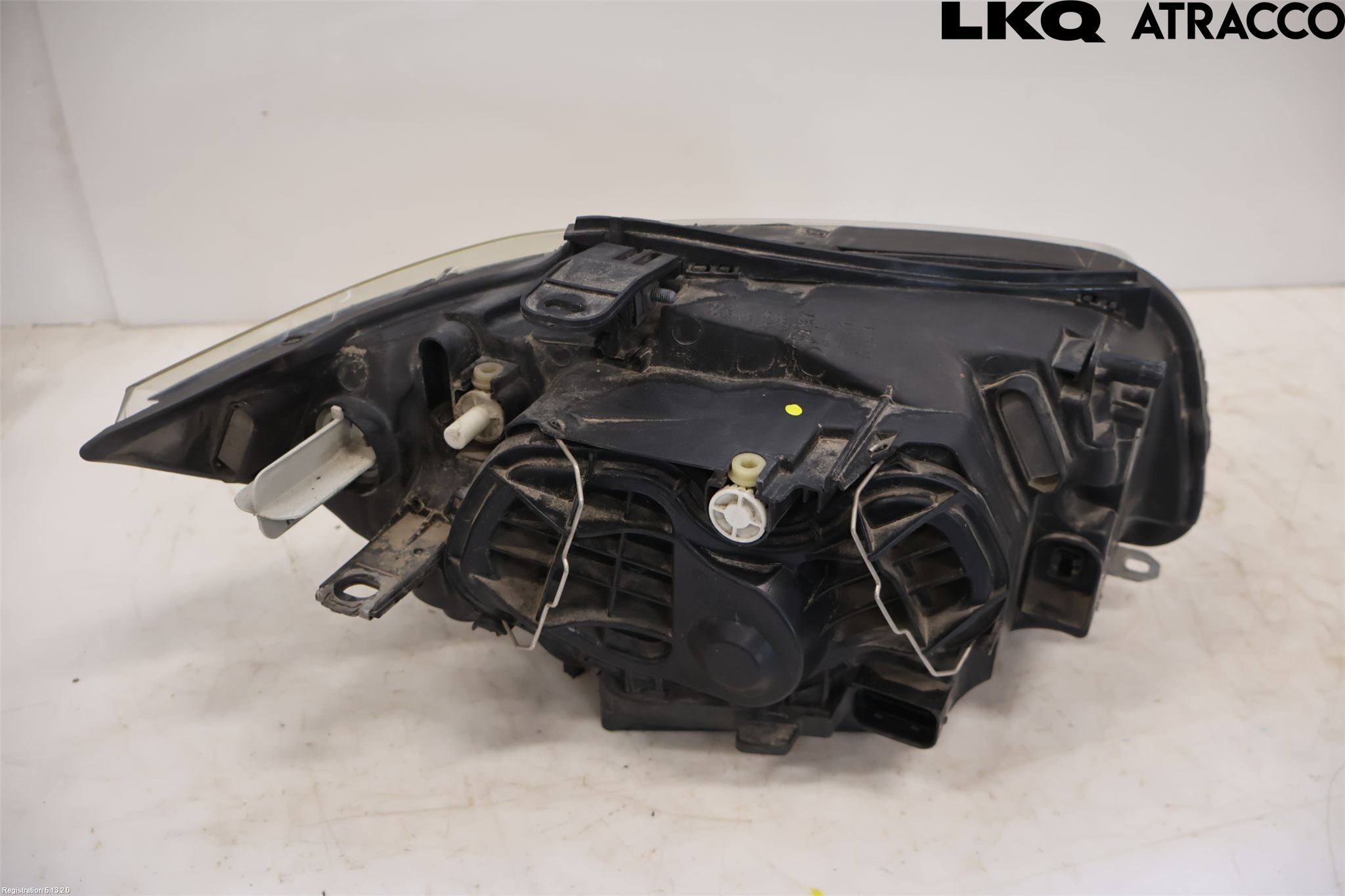 BMW 1 E87/81 5D/3D 03-11 Frontlykt Venstre