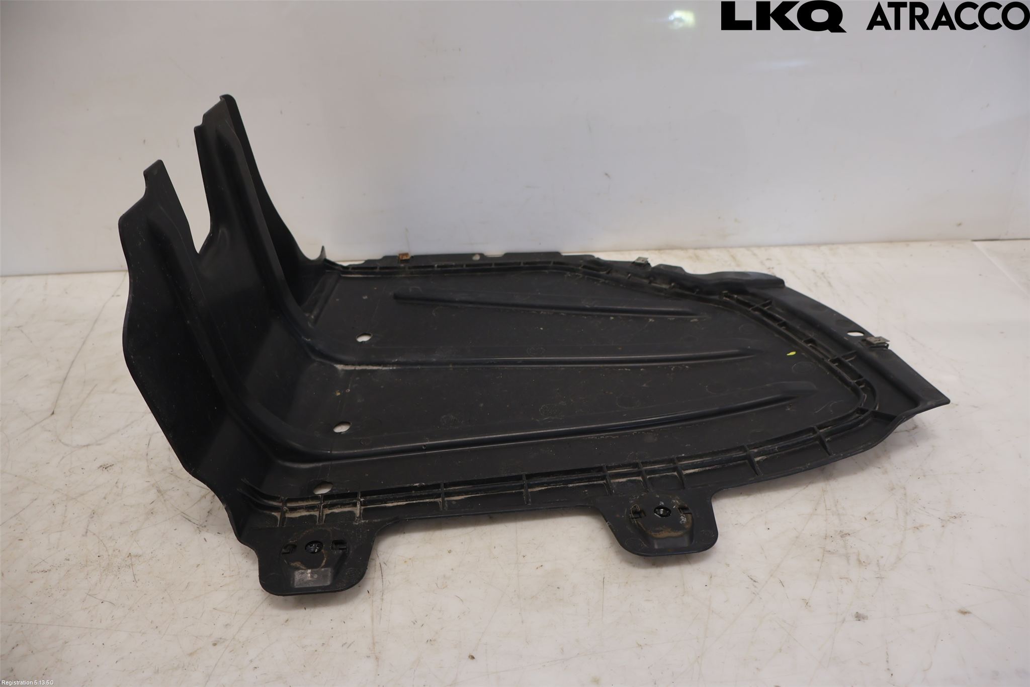 Volkswagen VW GOLF / E-GOLF VIII 20- Bunnplate U Motor-Gear-Dørk