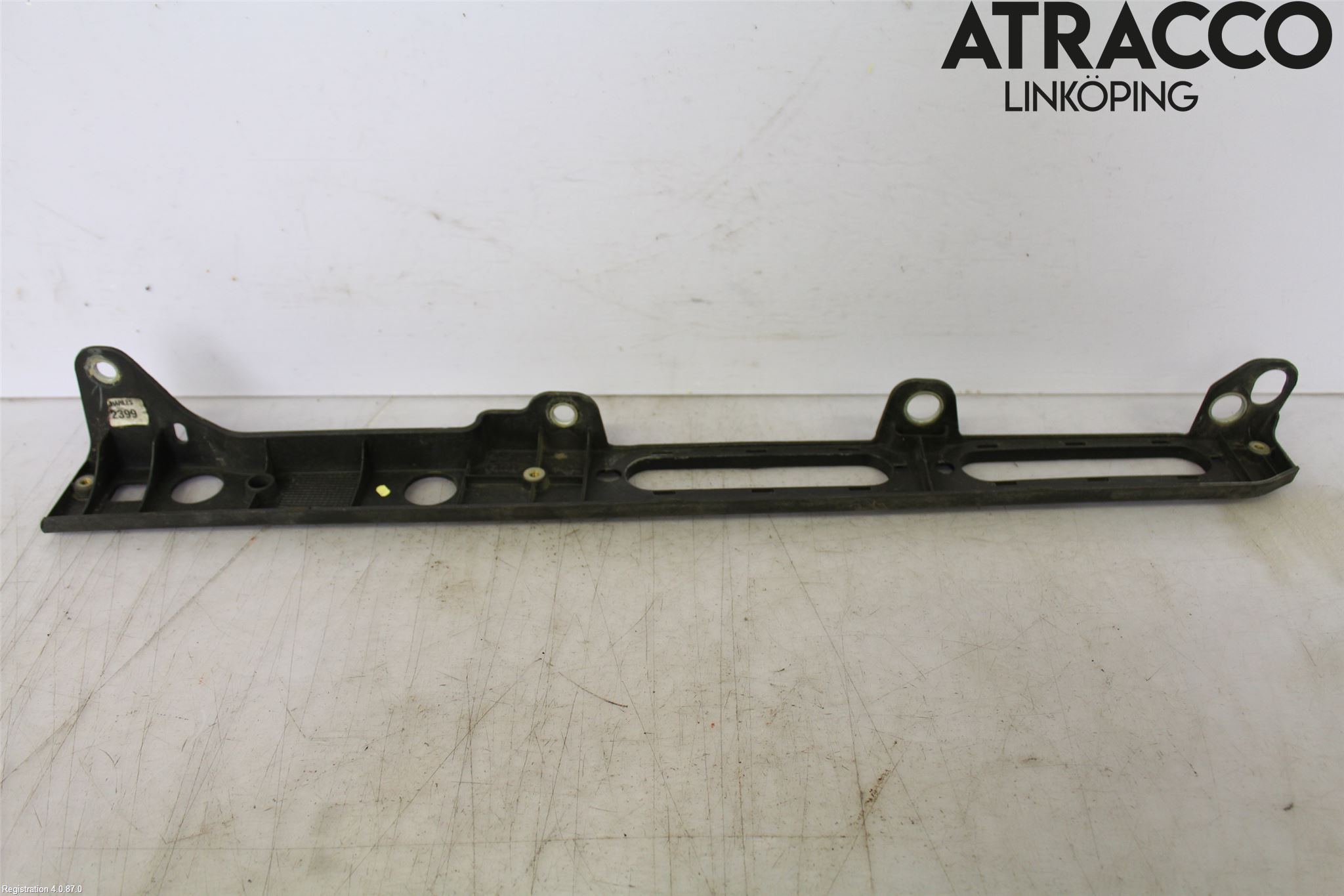 Landrover RANGE ROVER (L405) 13-21 Frontskjermfeste Venstre