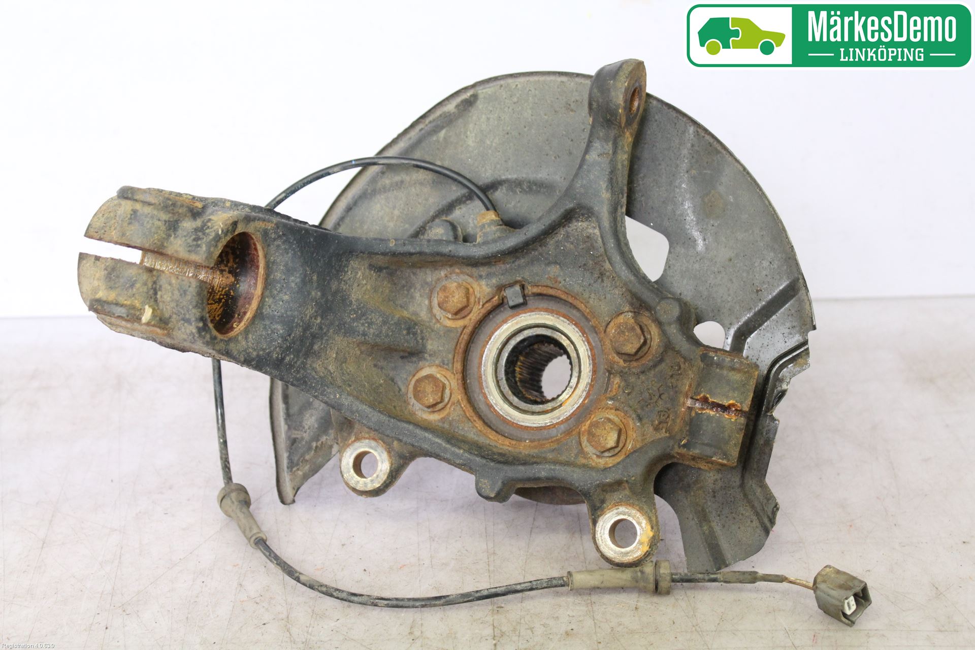 Nissan QASHQAI 14-17 Spindel Hf