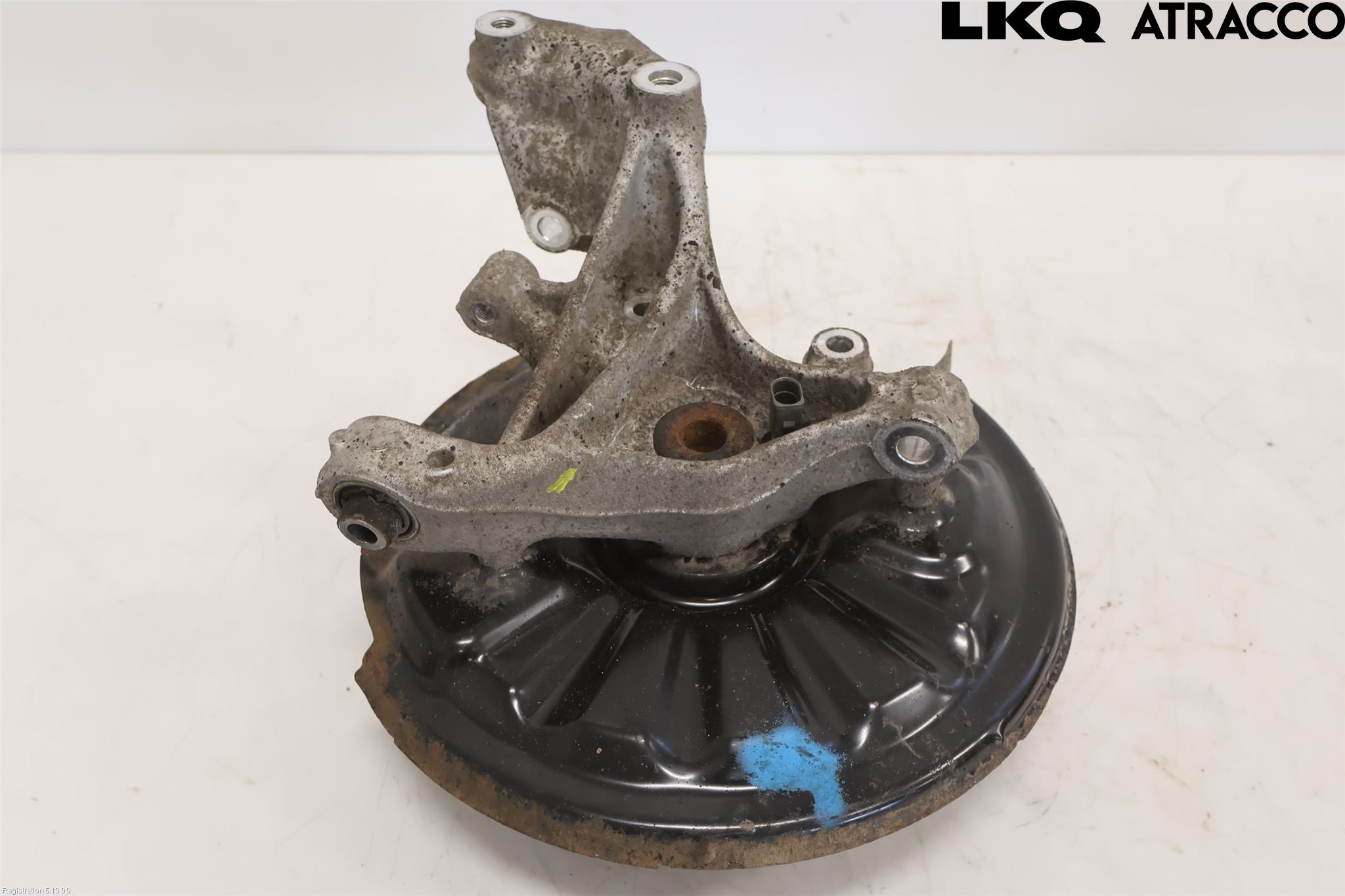 Volkswagen VW PASSAT 15-19 Spindel Hb