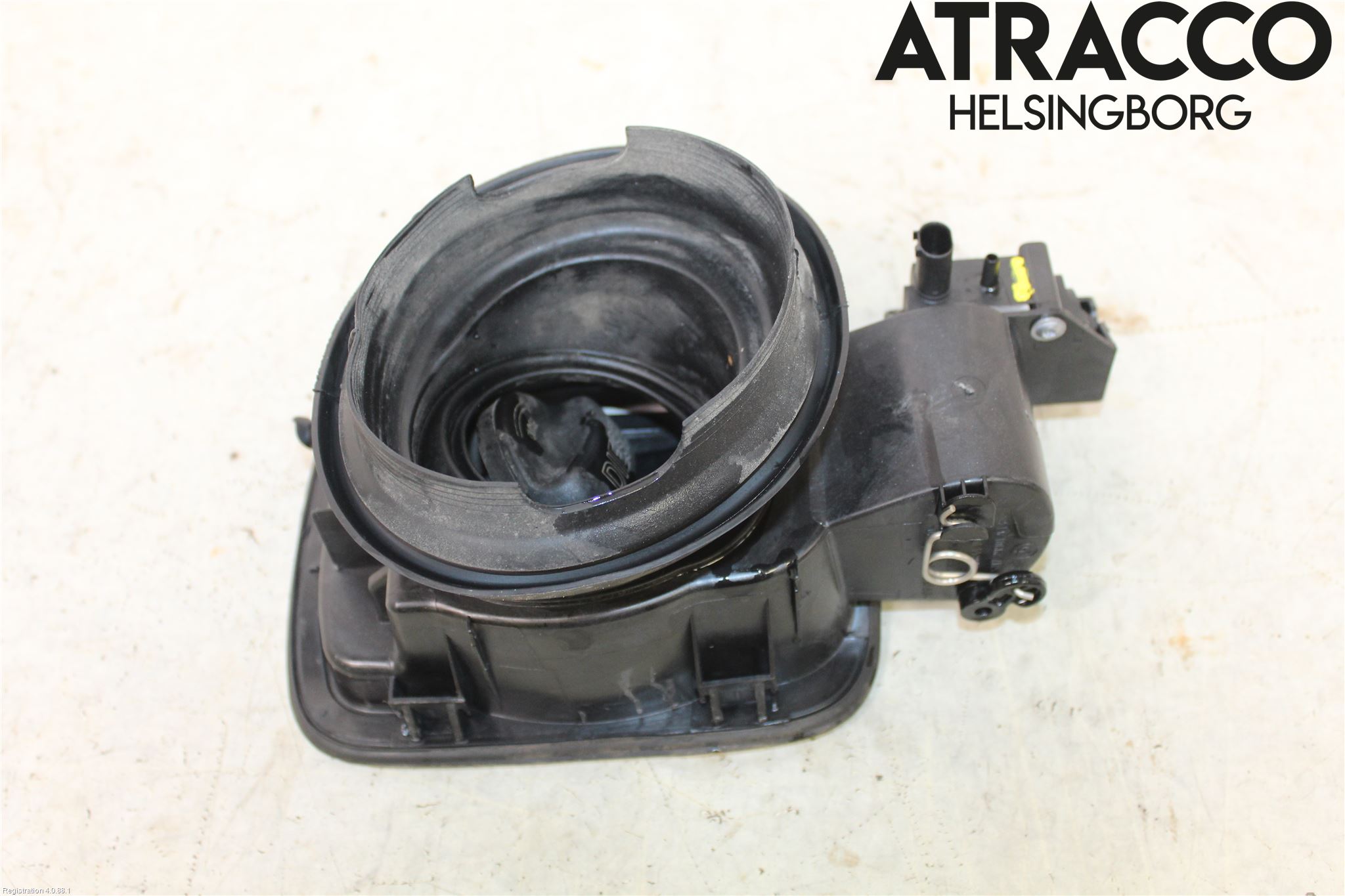 BMW X1 E84 10-15 Drivstoff Tankluke
