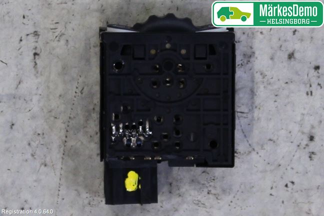 Opel MOVANO B 10-22 Frontlykt Lysspredderreg