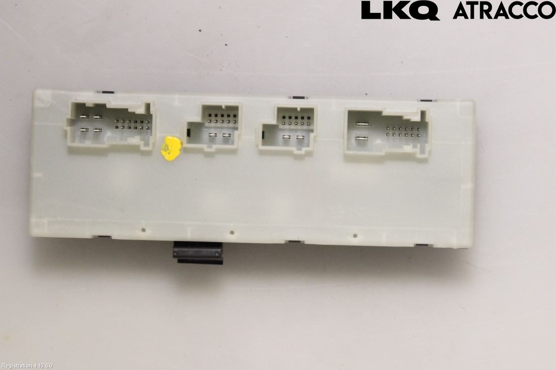 BMW 5 G30/G31/F90 17-23 Styreenhet Bakluke