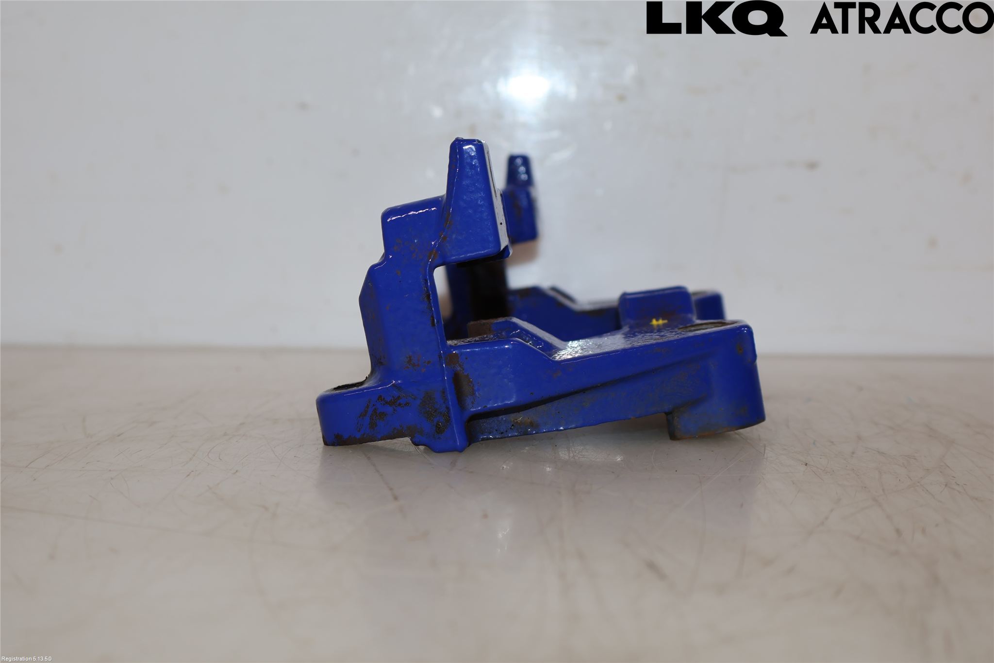Volkswagen VW GOLF / E-GOLF VII 13-20 Bremsecaliper Feste Holder