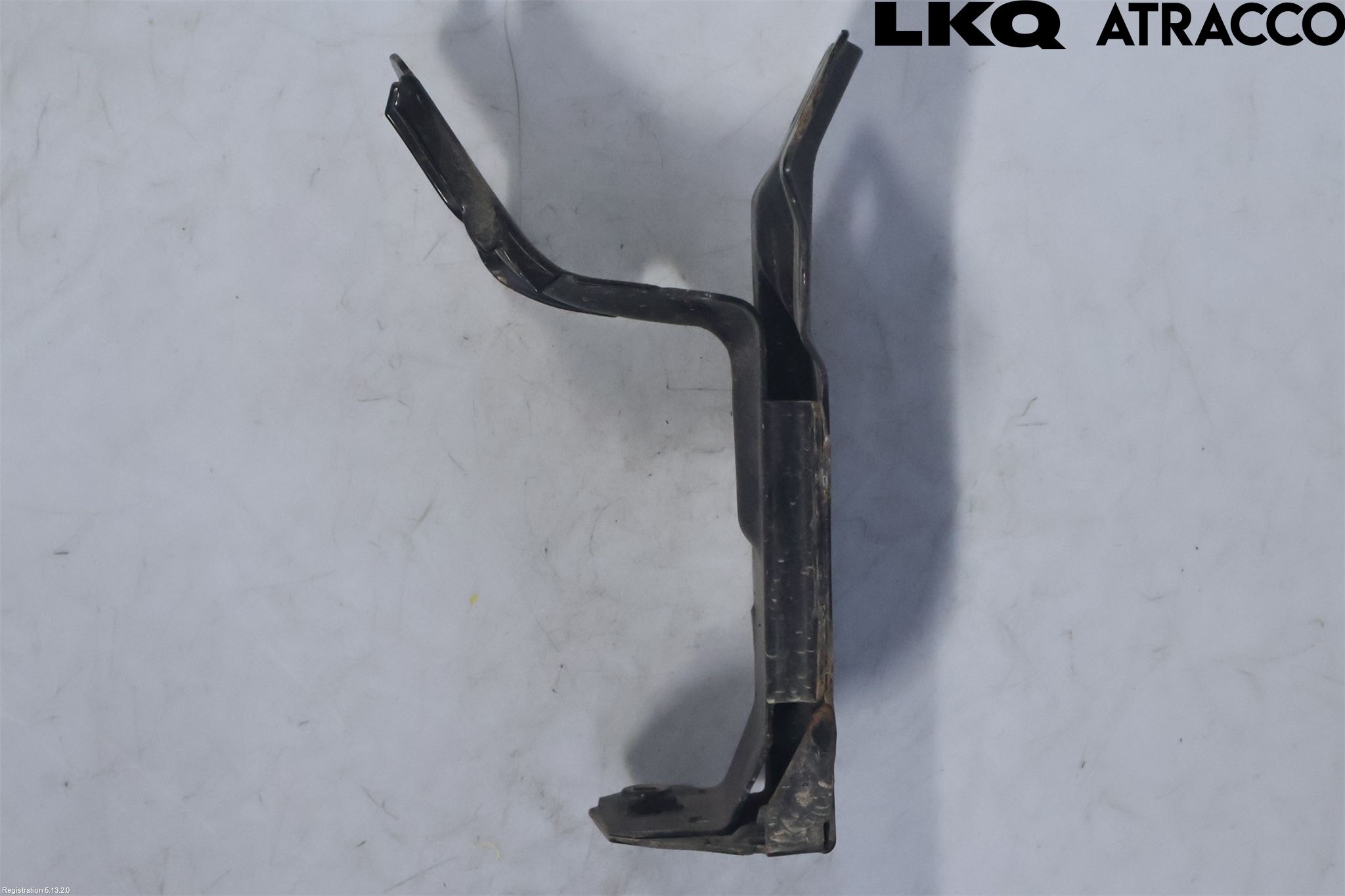 Volvo V60 14-18 Radiator Feste - Ramme - Bjelk