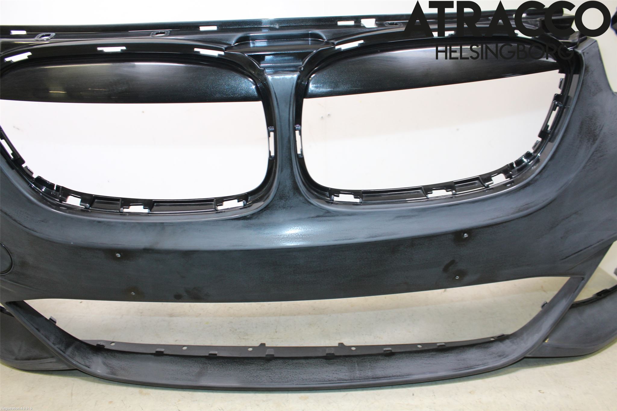 BMW X1 F48 15-22 Støtfanger Foran Plastdeksel