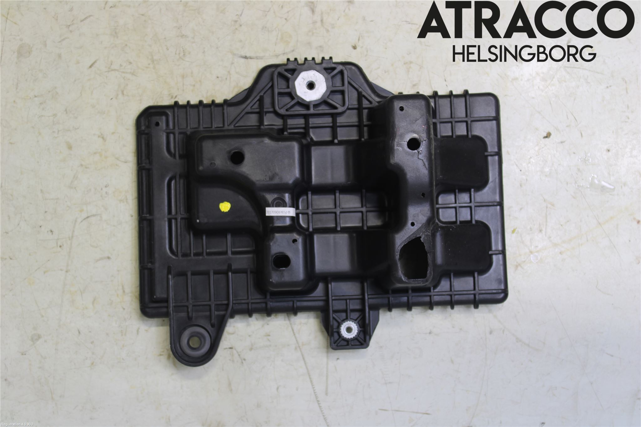 Hyundai TUCSON 05- Batterikasse - Feste - Holder