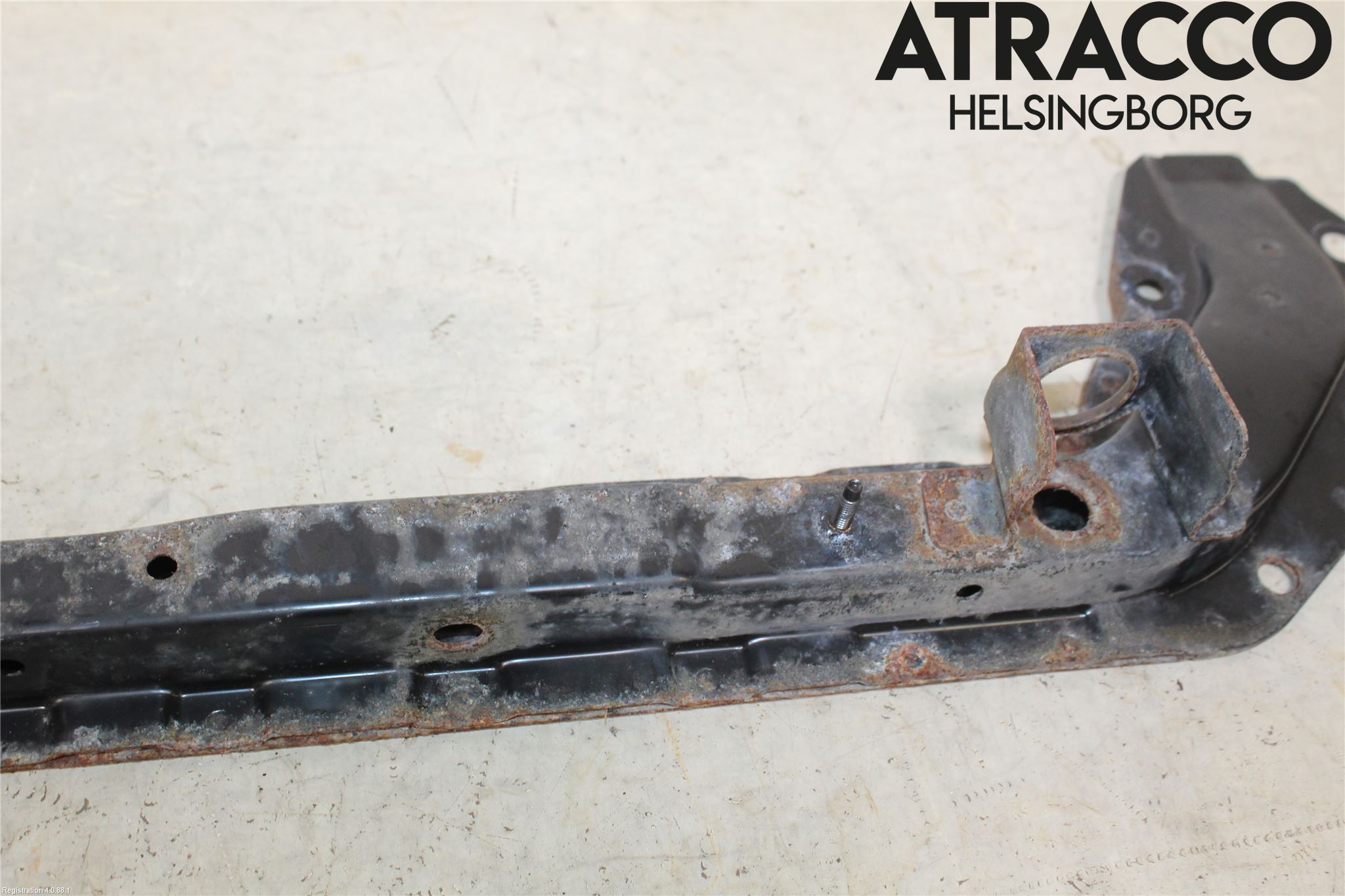 Nissan X-TRAIL 14-21 Radiator Feste - Ramme - Bjelk