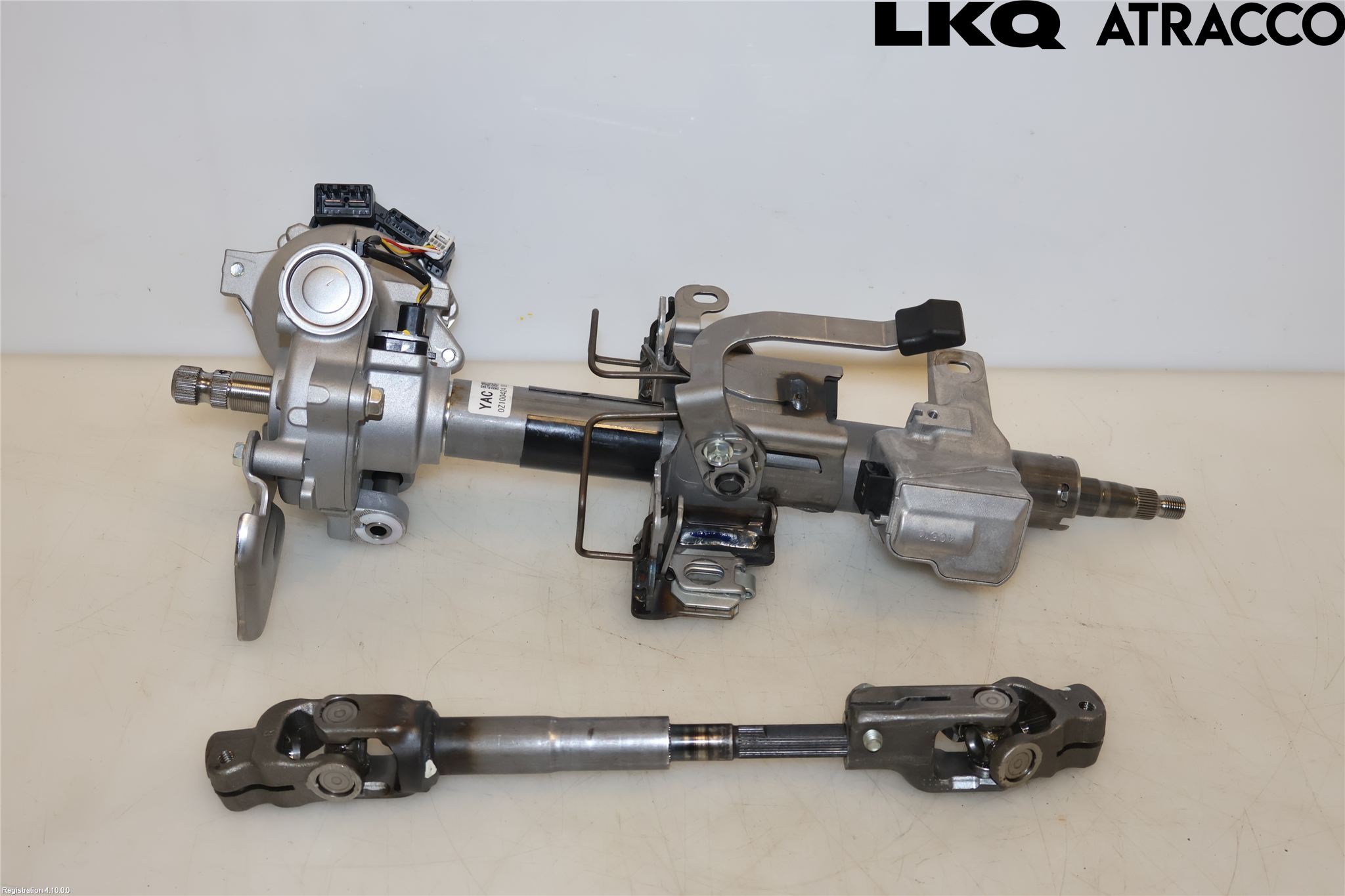 Suzuki SWIFT 17-24 Rattakselaggregat Innebygd Servo