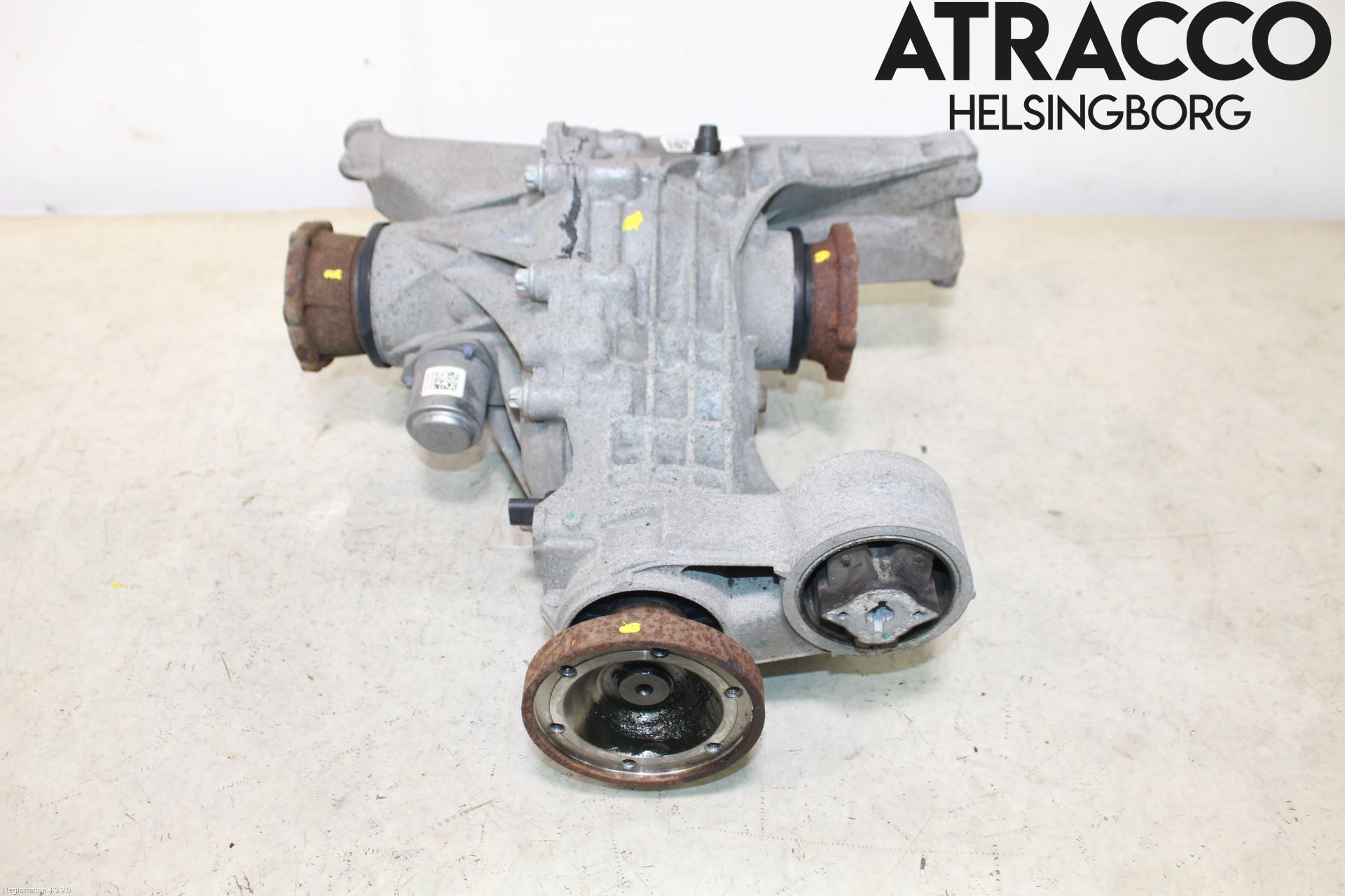 Audi A6 F2/C8 19- Bakaksel Kardang Bak -Diff