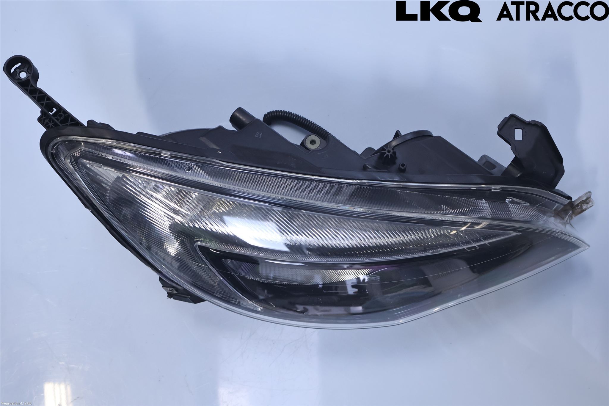 Opel ASTRA J 10-15 Frontlykt Høyre